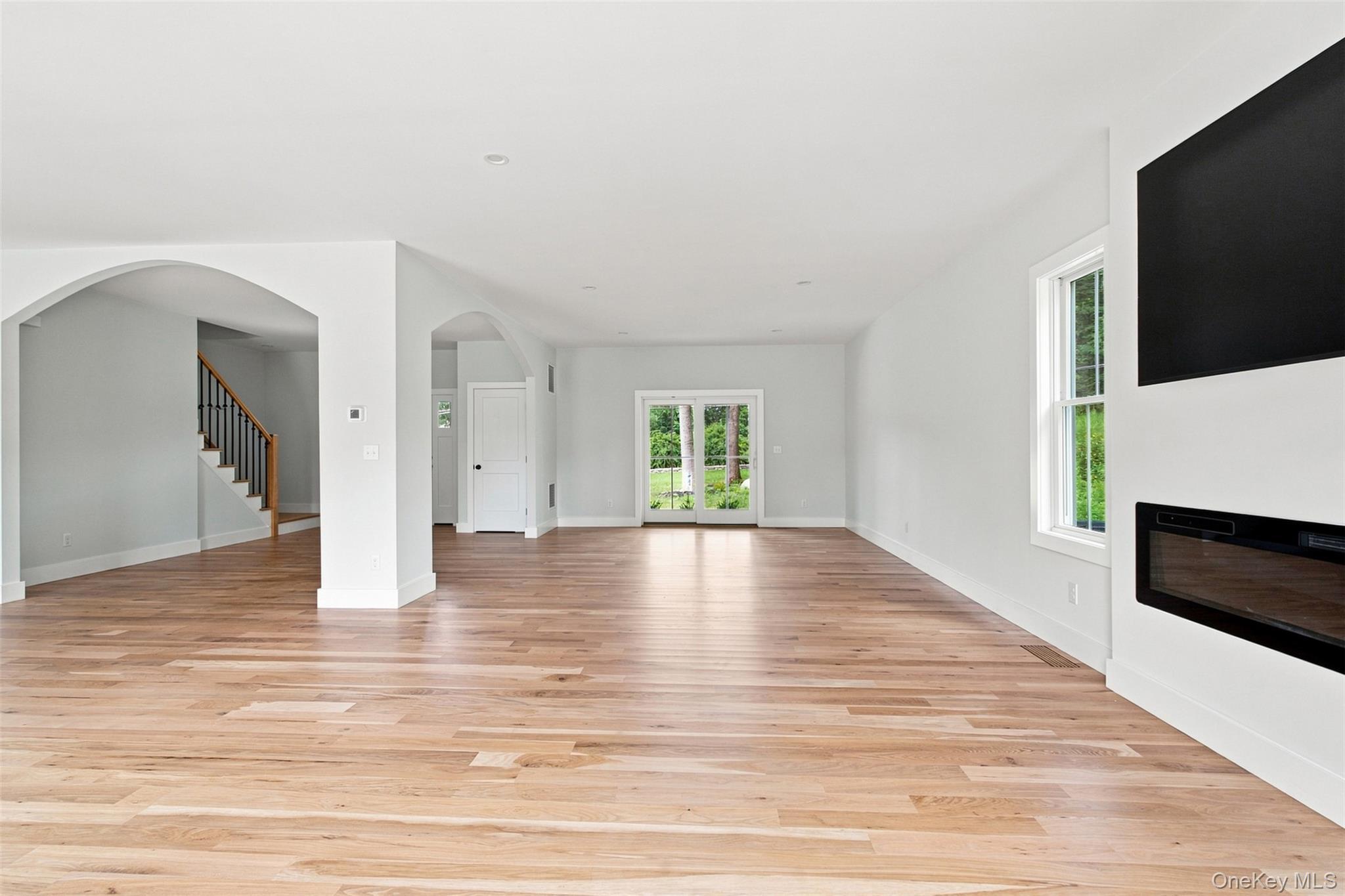 Single Family Mahopac Avenue  Westchester County, NY 10598, MLS-973209-11