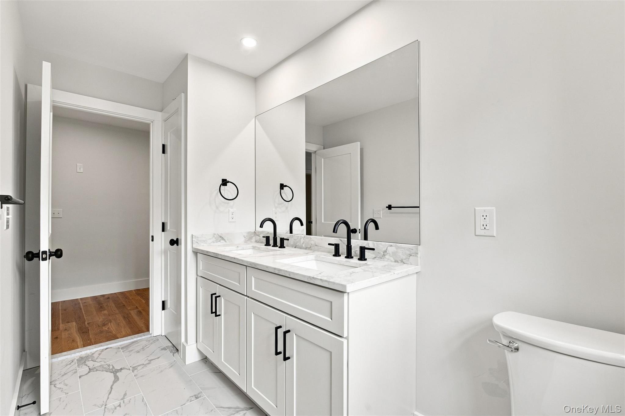 Single Family Mahopac Avenue  Westchester County, NY 10598, MLS-973209-24