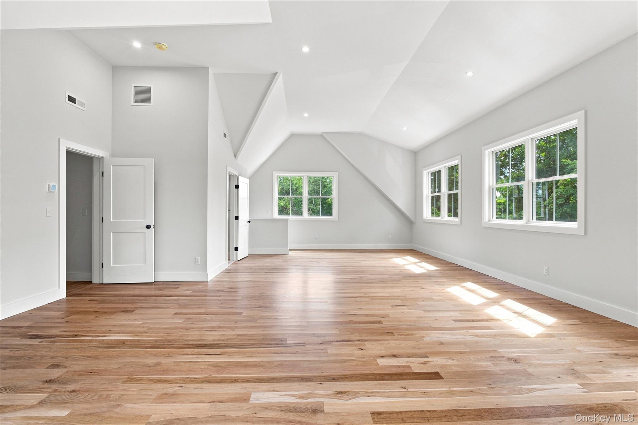 Single Family Mahopac Avenue  Westchester County, NY 10598, MLS-973209-31