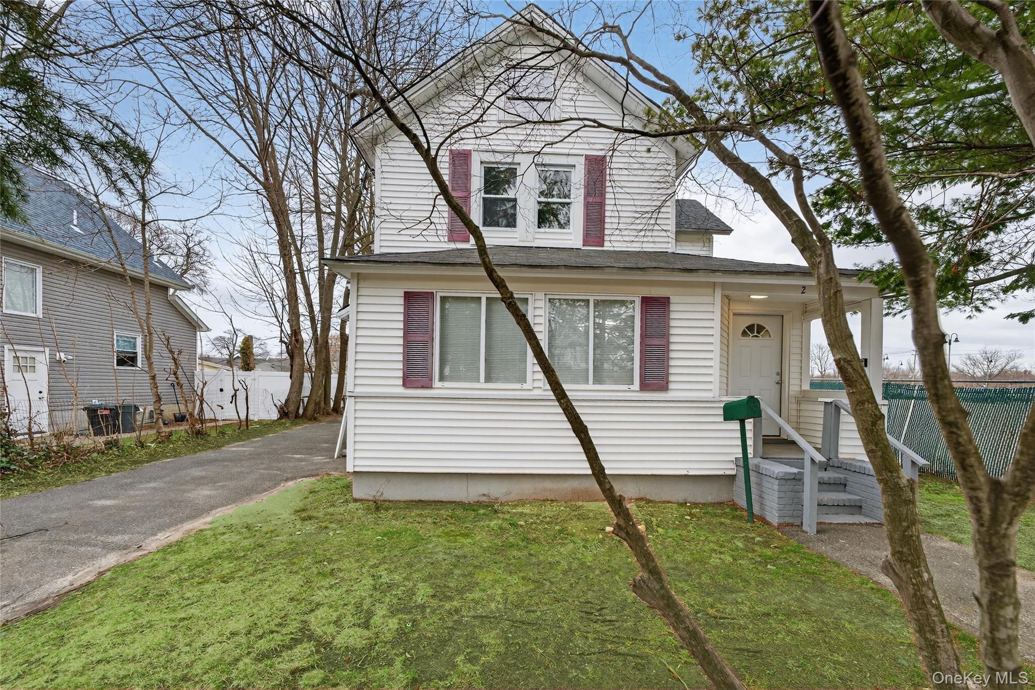 Single Family Maple  Suffolk County, NY 11776, MLS-973219-4