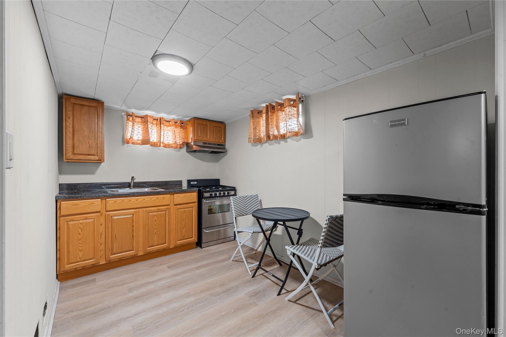Single Family 180th  Queens, NY 11433, MLS-973230-35