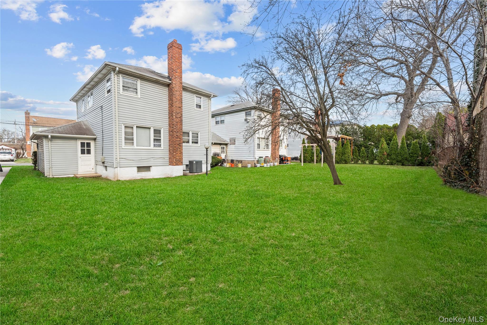 Single Family 180th  Queens, NY 11433, MLS-973230-40