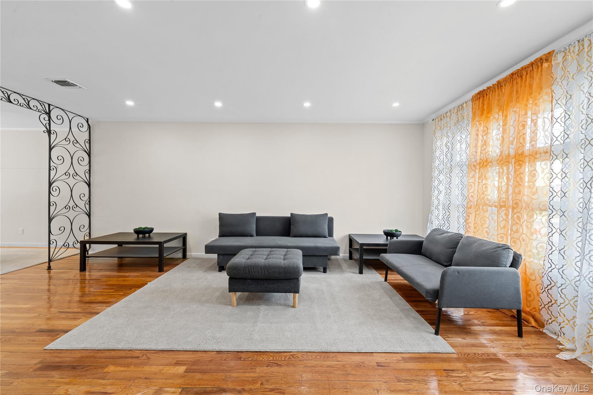 Single Family 180th  Queens, NY 11433, MLS-973230-5