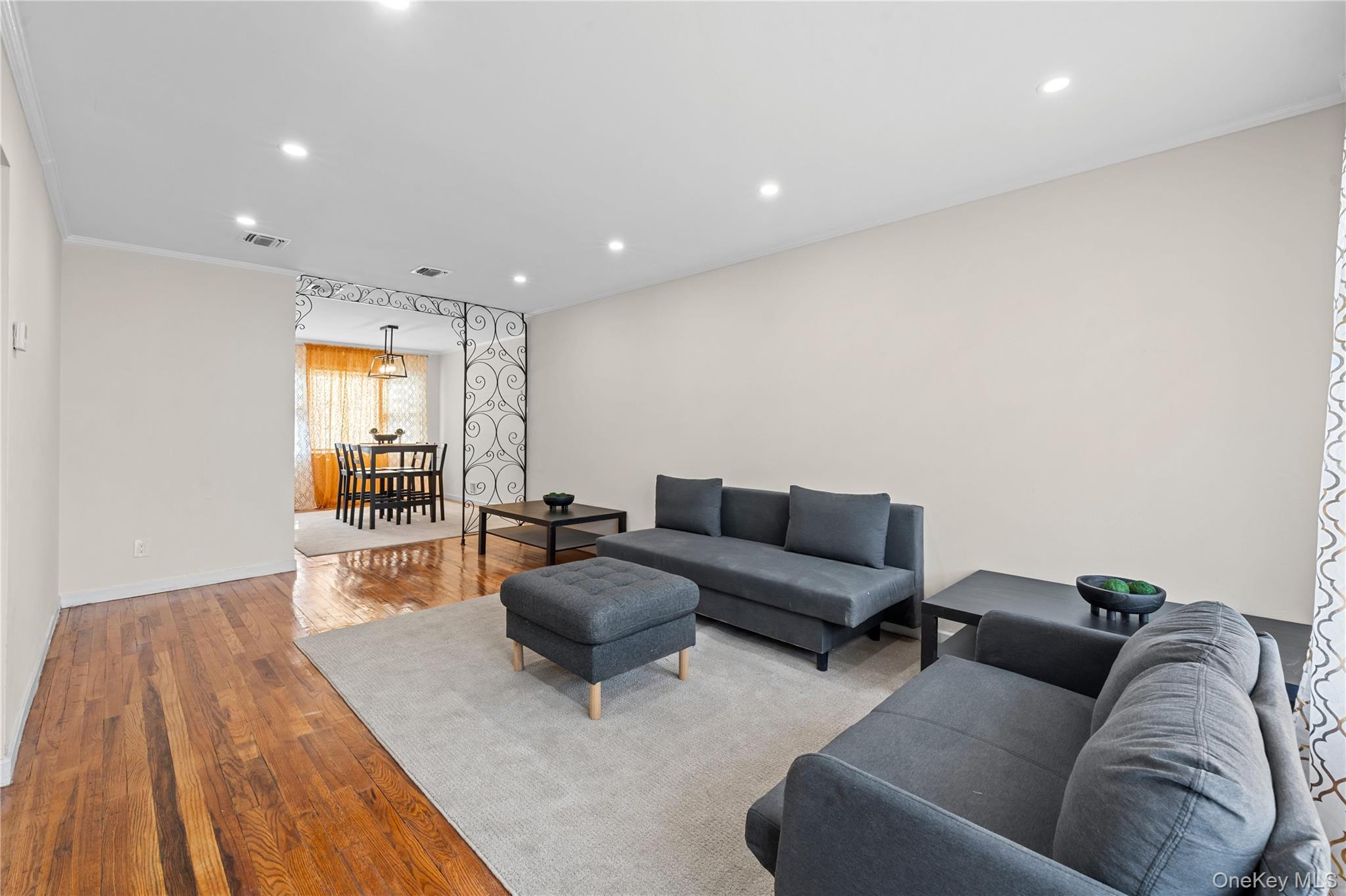 Single Family 180th  Queens, NY 11433, MLS-973230-8