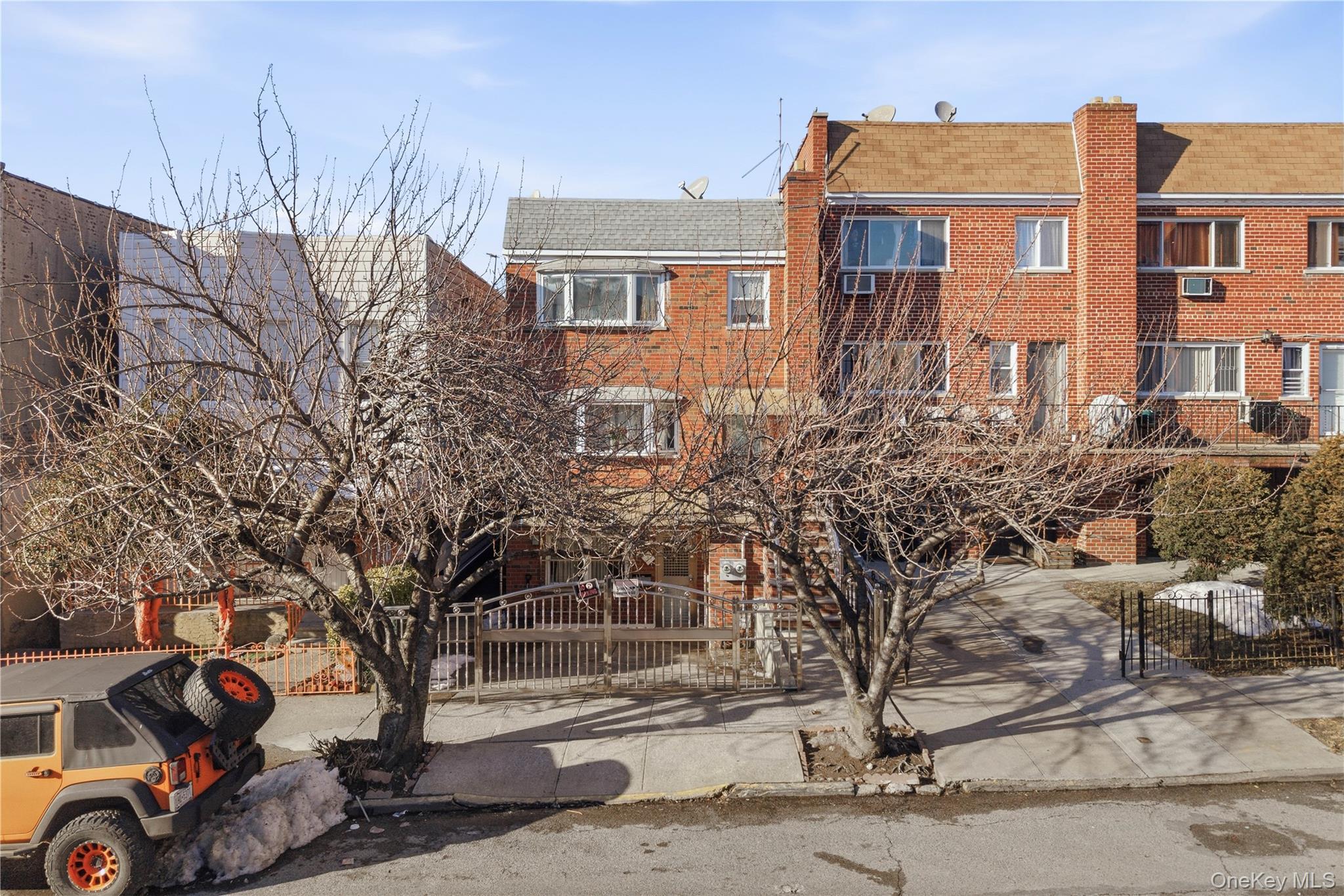 Single Family Kinsella Bronx, NY 10462, MLS-973243-2