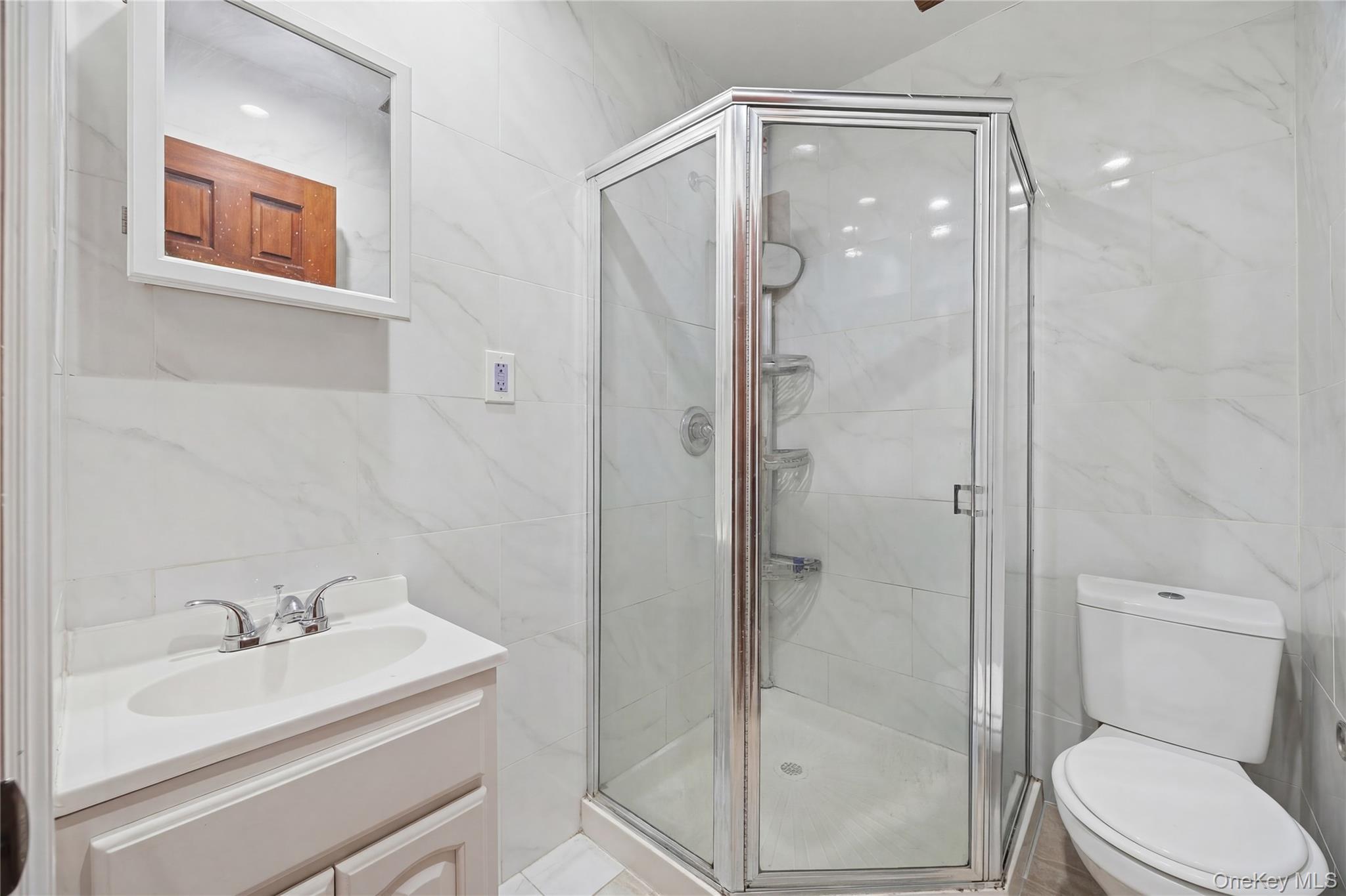 Single Family Kinsella Bronx, NY 10462, MLS-973243-28