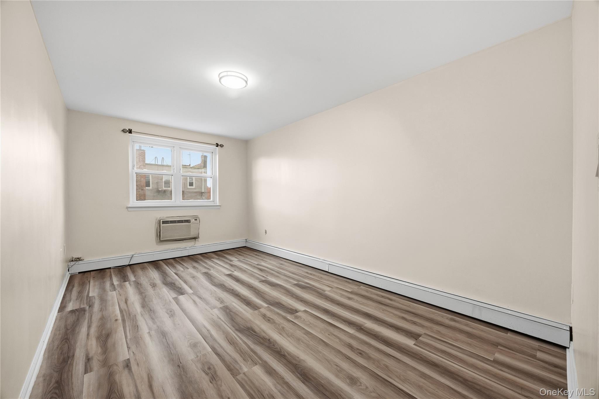 Single Family Kinsella Bronx, NY 10462, MLS-973243-30