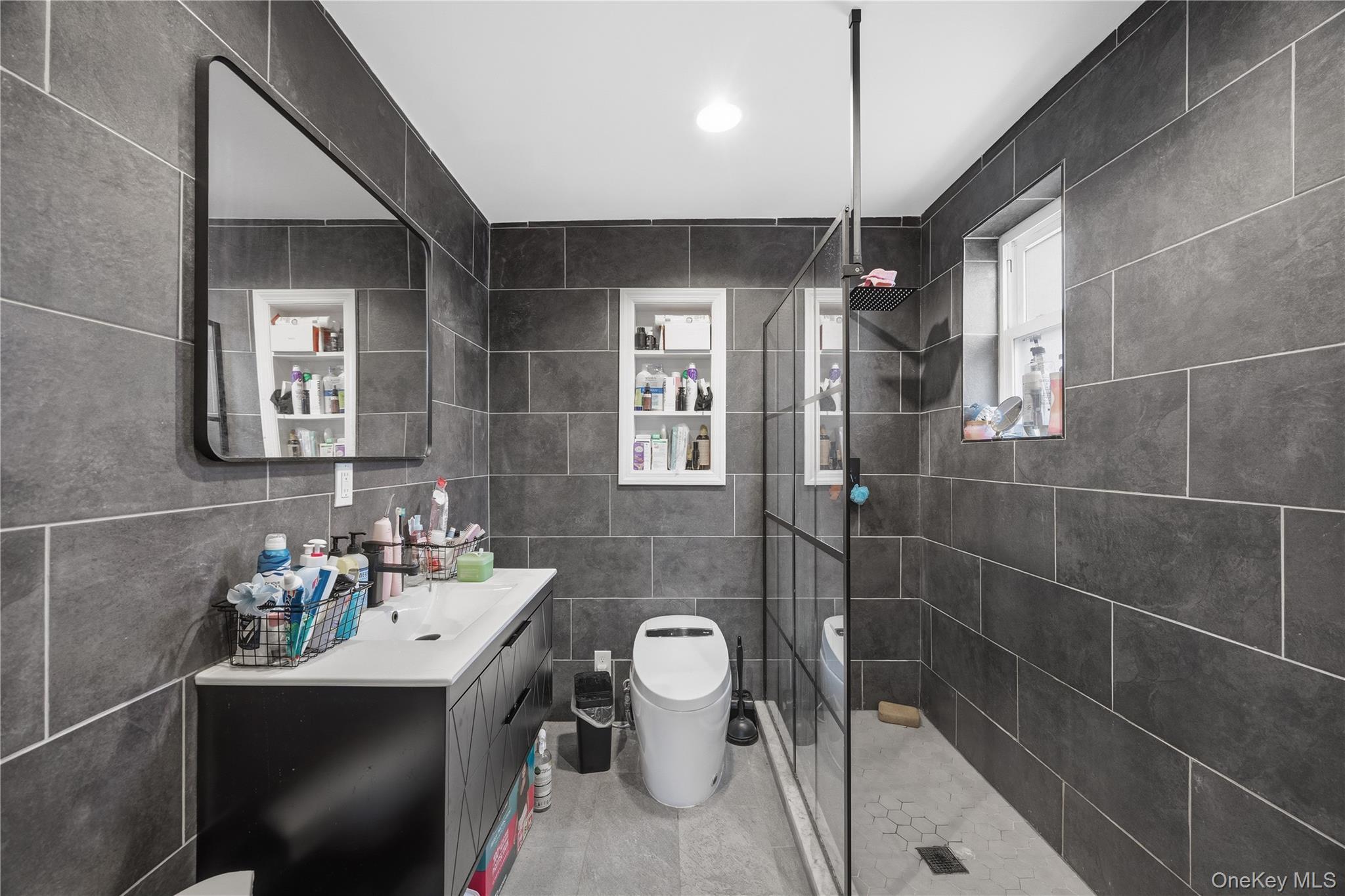 Single Family Kinsella Bronx, NY 10462, MLS-973243-34