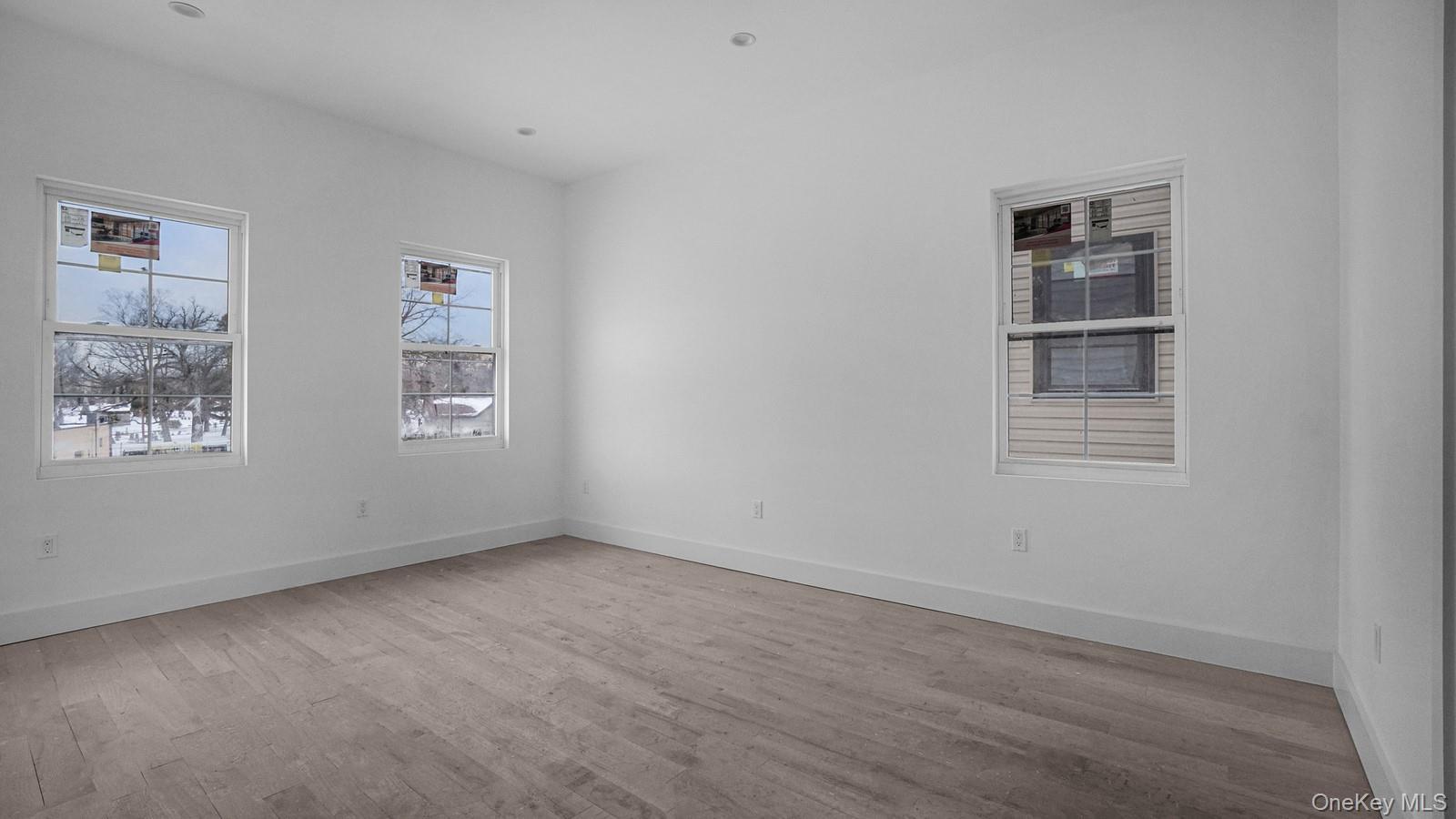 Single Family 234th  Bronx, NY 10470, MLS-973251-13