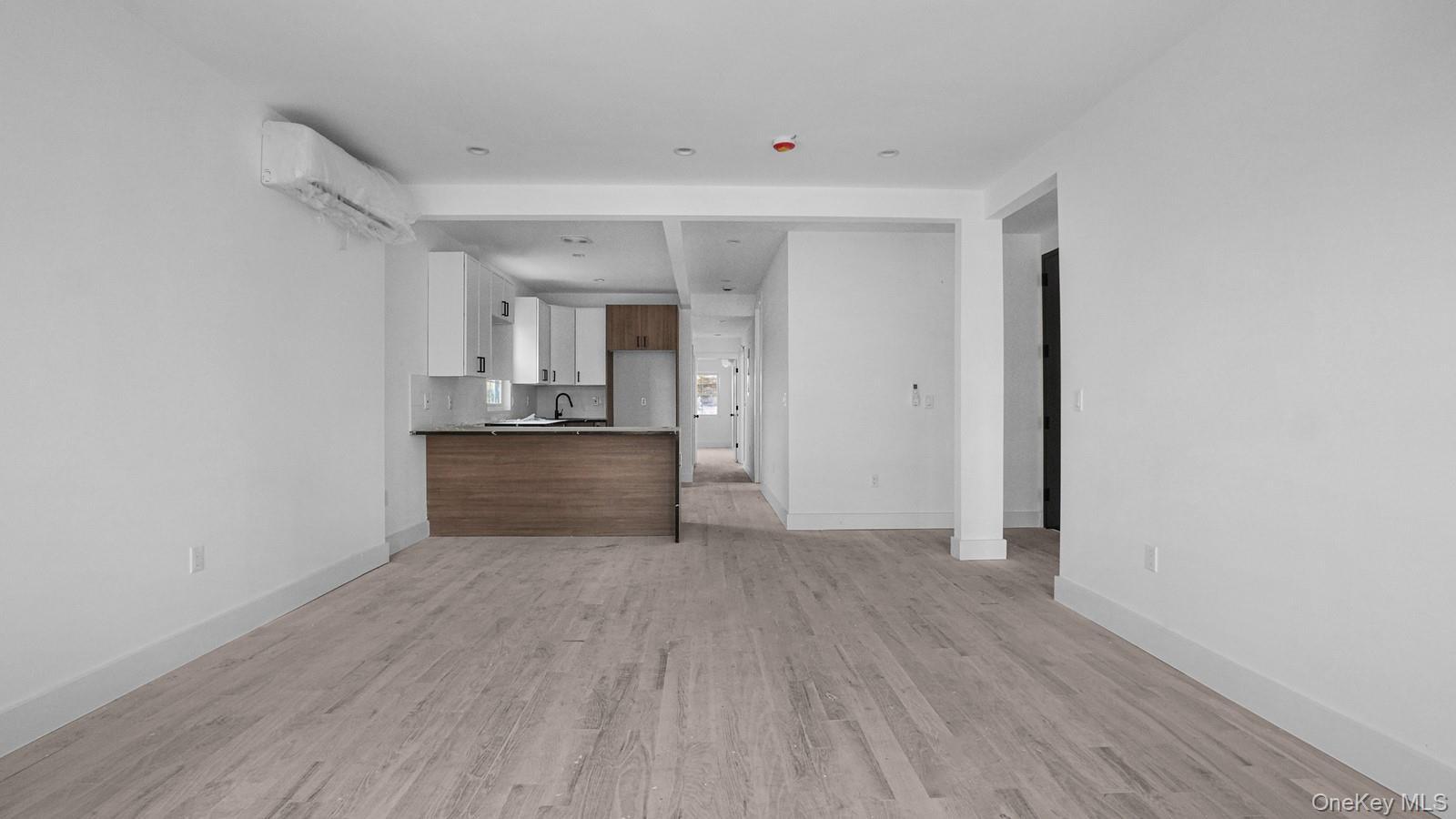 Single Family 234th  Bronx, NY 10470, MLS-973251-14