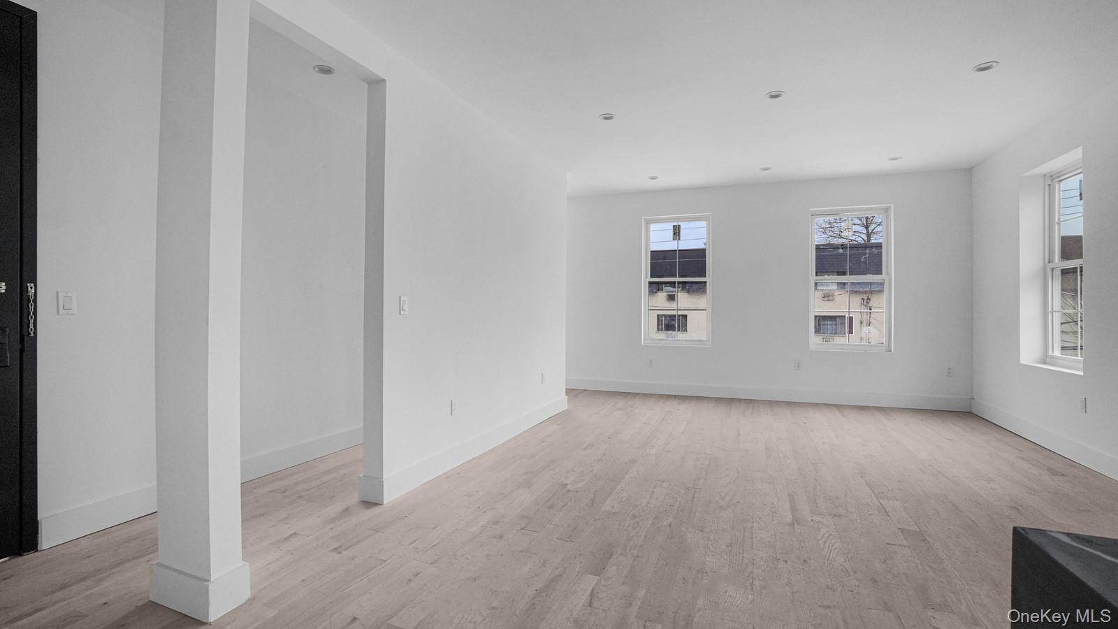 Single Family 234th  Bronx, NY 10470, MLS-973251-17