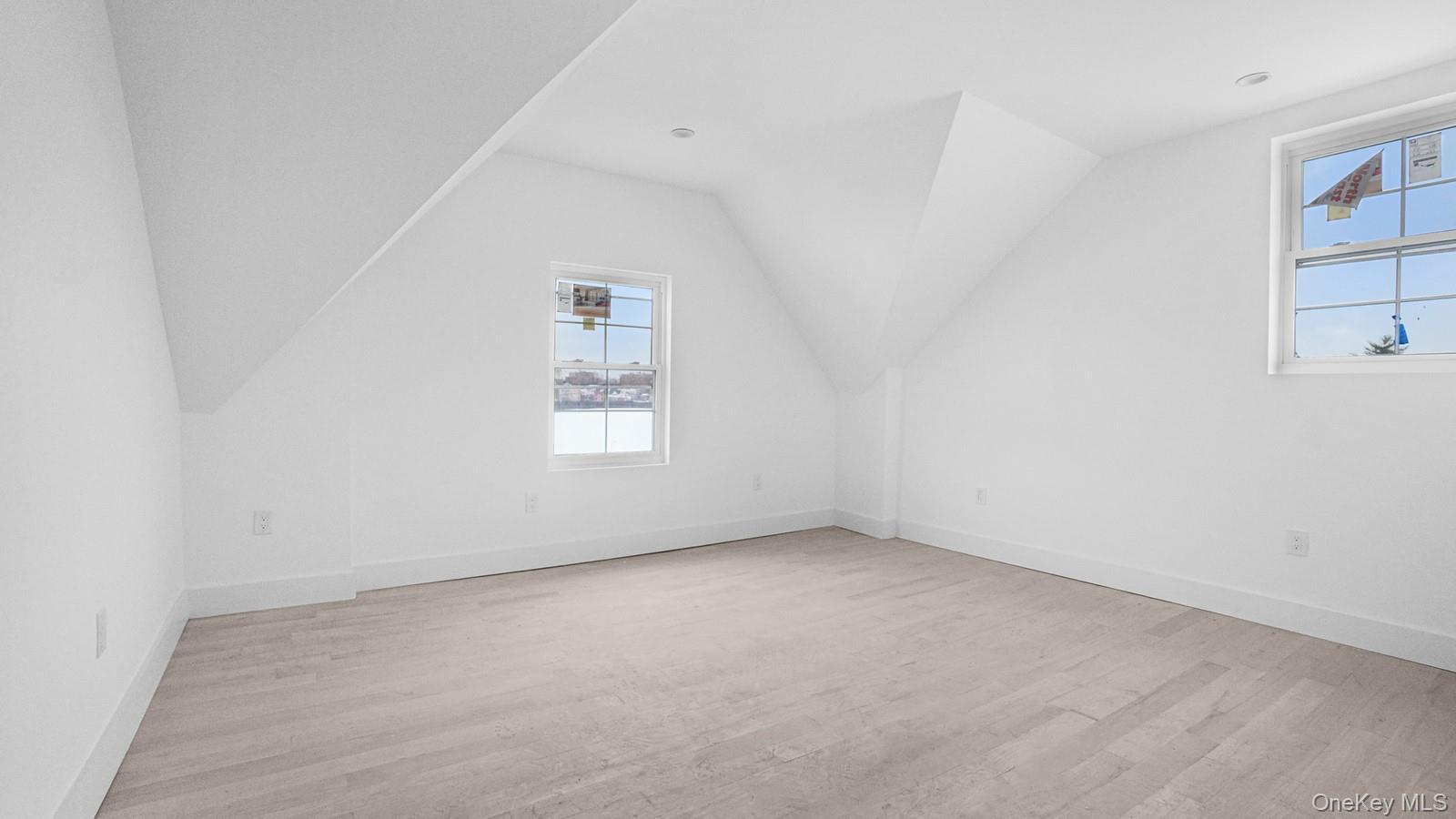 Single Family 234th  Bronx, NY 10470, MLS-973251-22