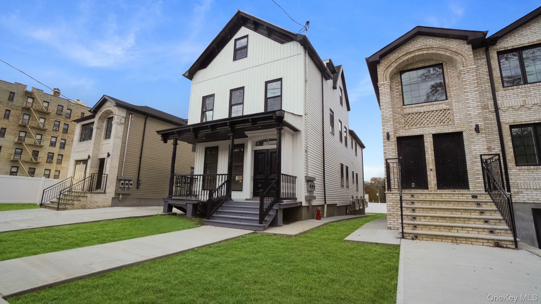 Single Family 234th  Bronx, NY 10470, MLS-973251-28