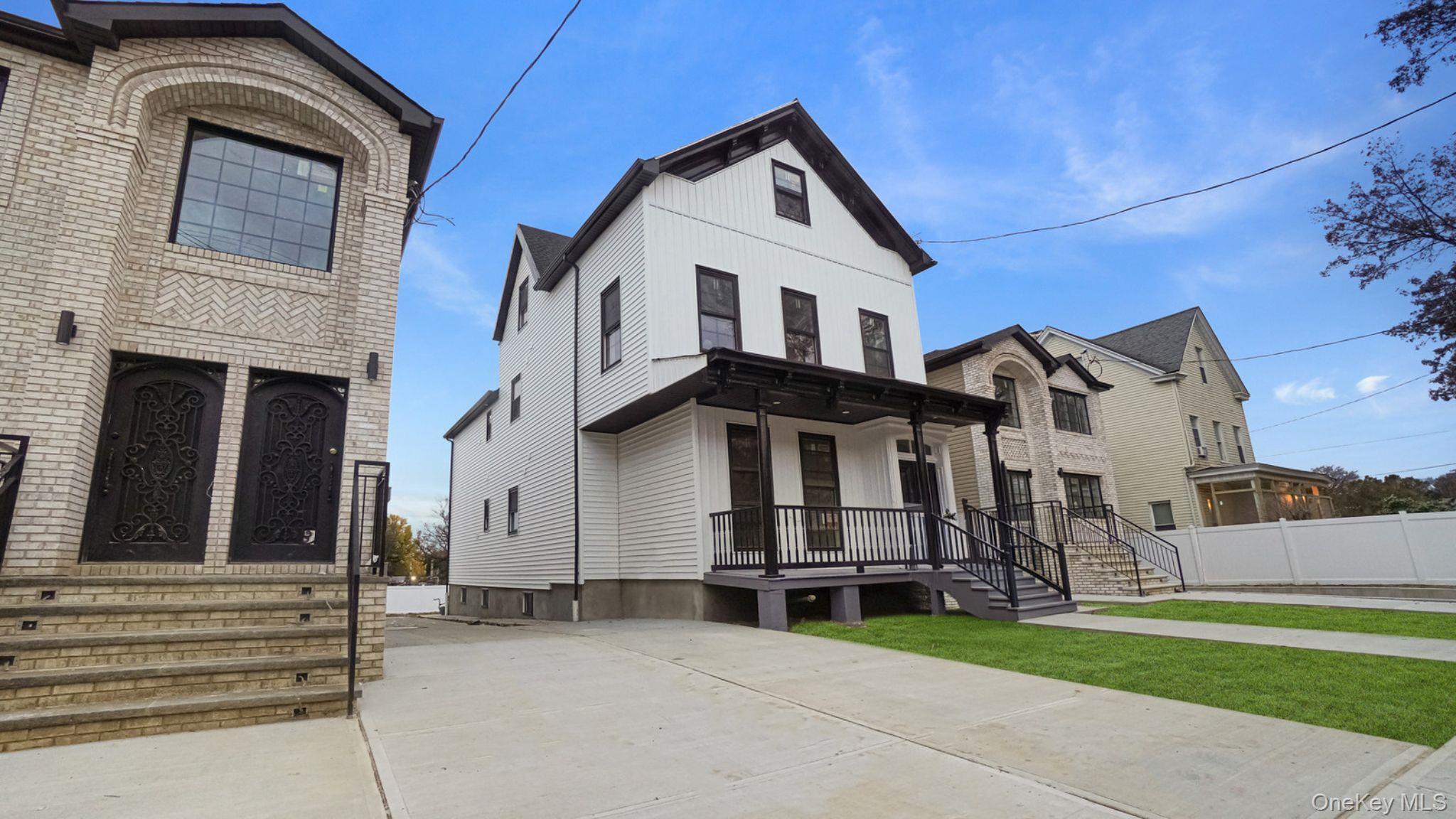 Single Family 234th  Bronx, NY 10470, MLS-973251-29