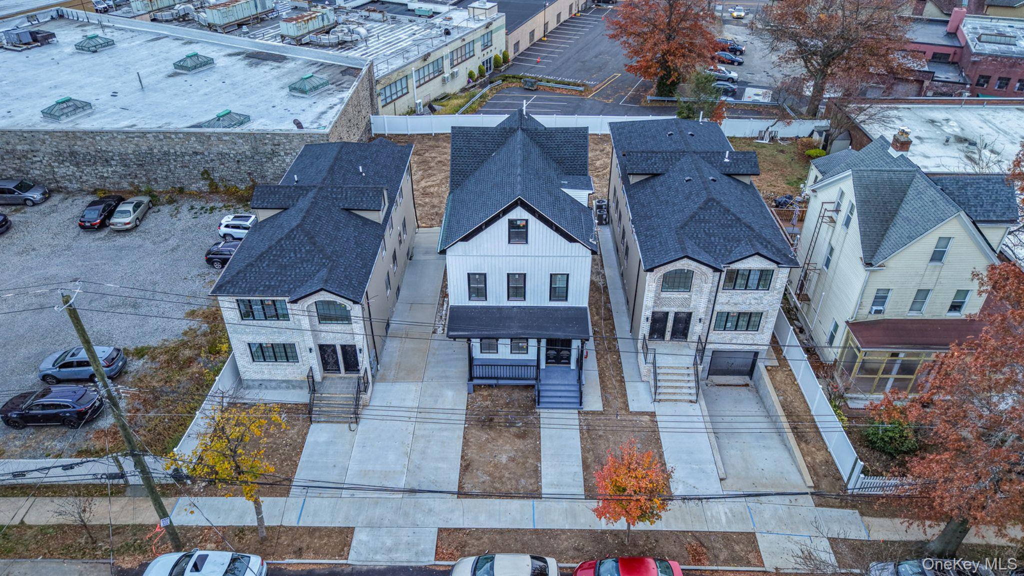 Single Family 234th  Bronx, NY 10470, MLS-973251-32