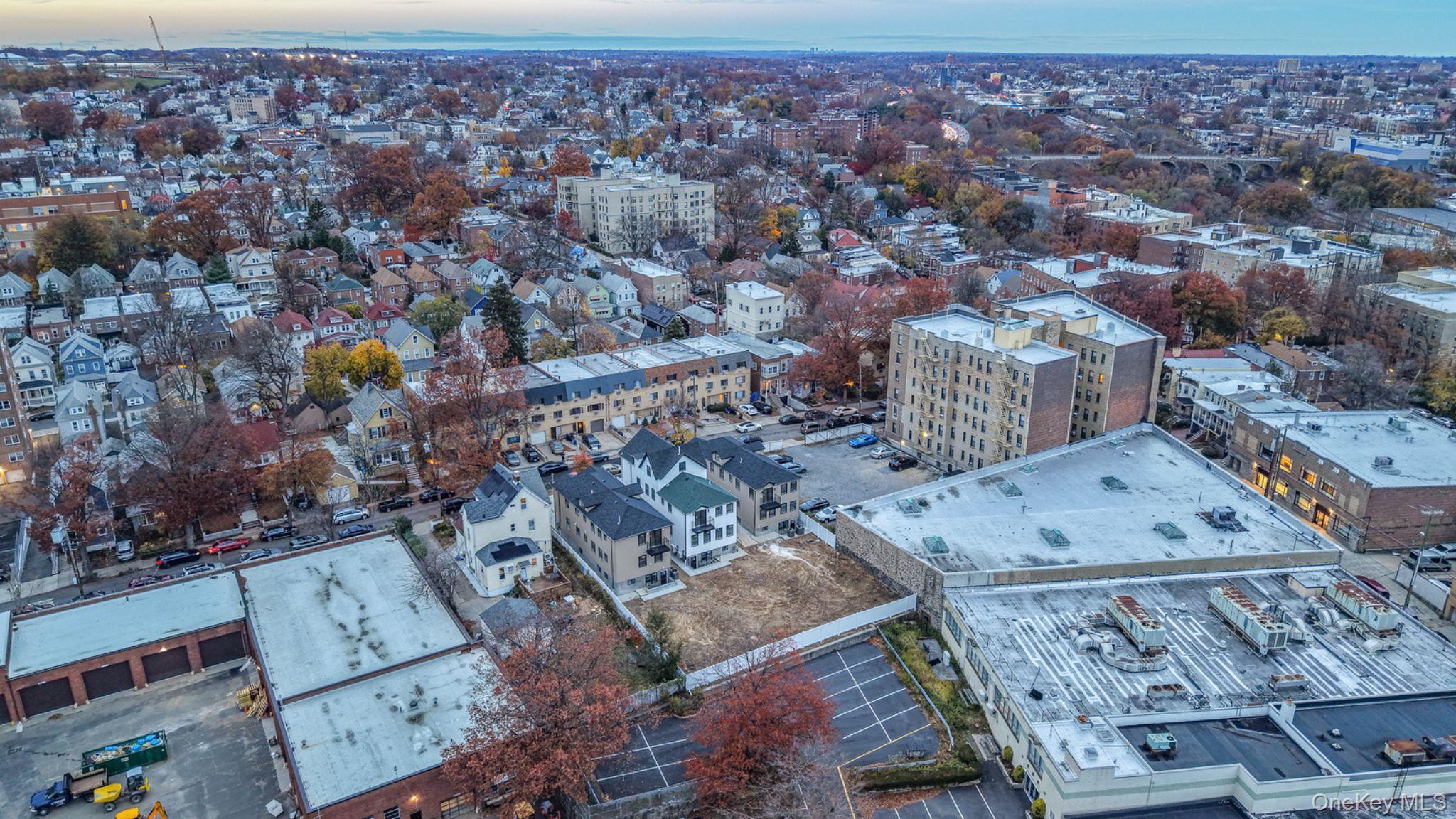 Single Family 234th  Bronx, NY 10470, MLS-973251-37