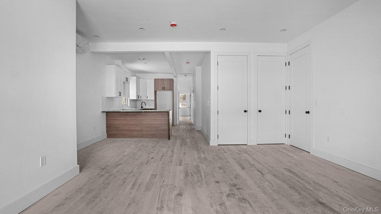 Single Family 234th  Bronx, NY 10470, MLS-973251-9