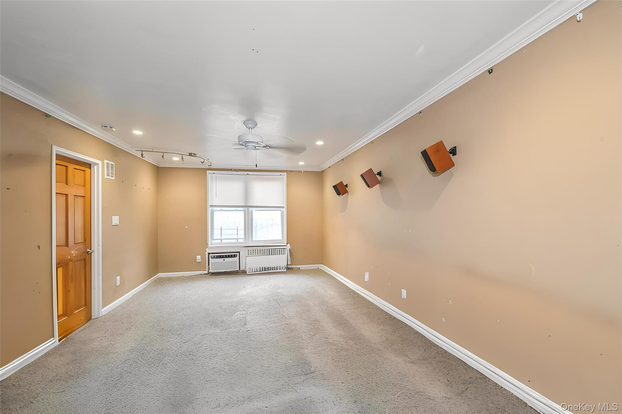 Coop Brooklyn  Nassau County, NY 11520, MLS-973252-4