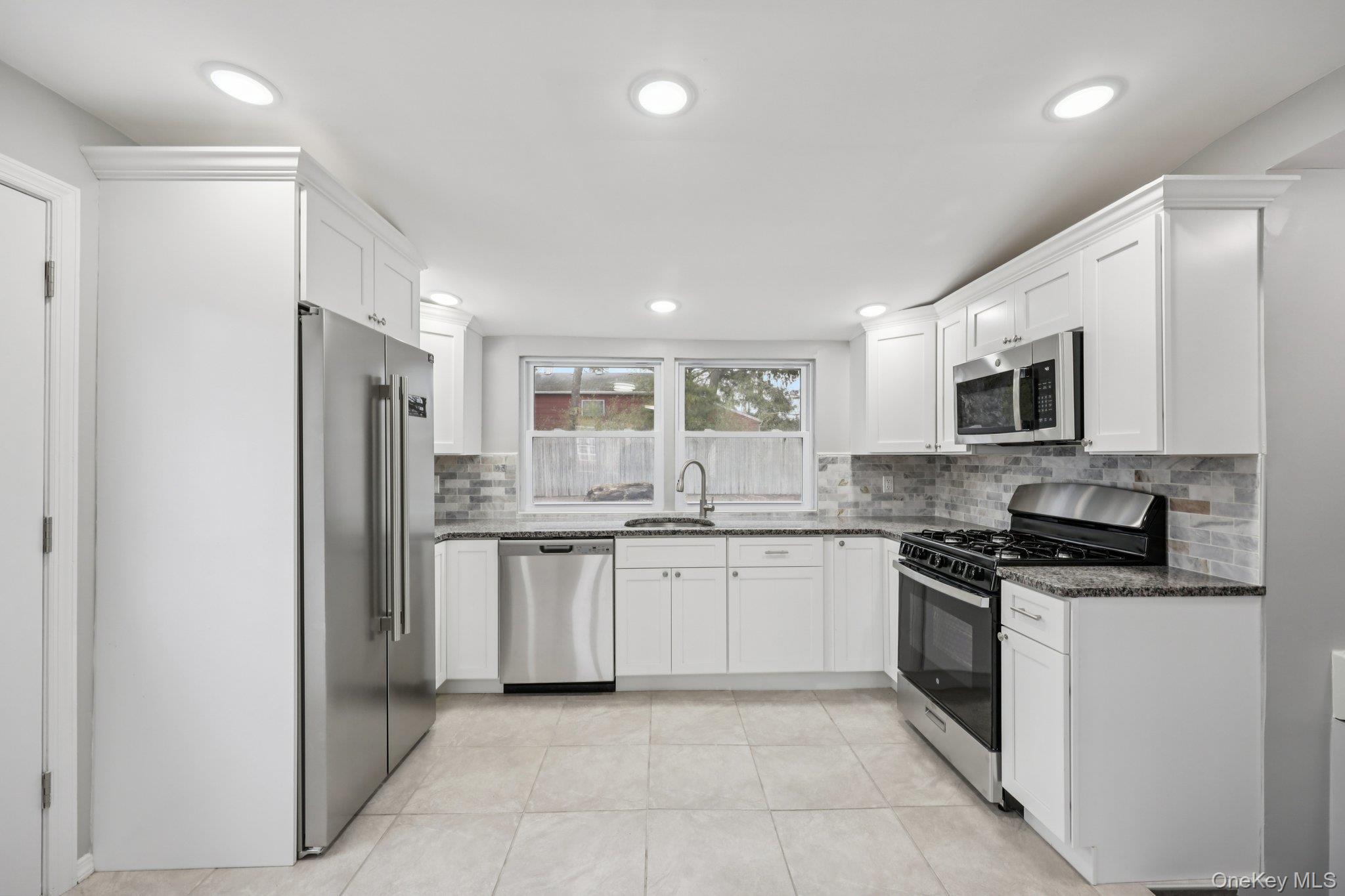 Single Family Cherry Suffolk County, NY 11722, MLS-973258-11