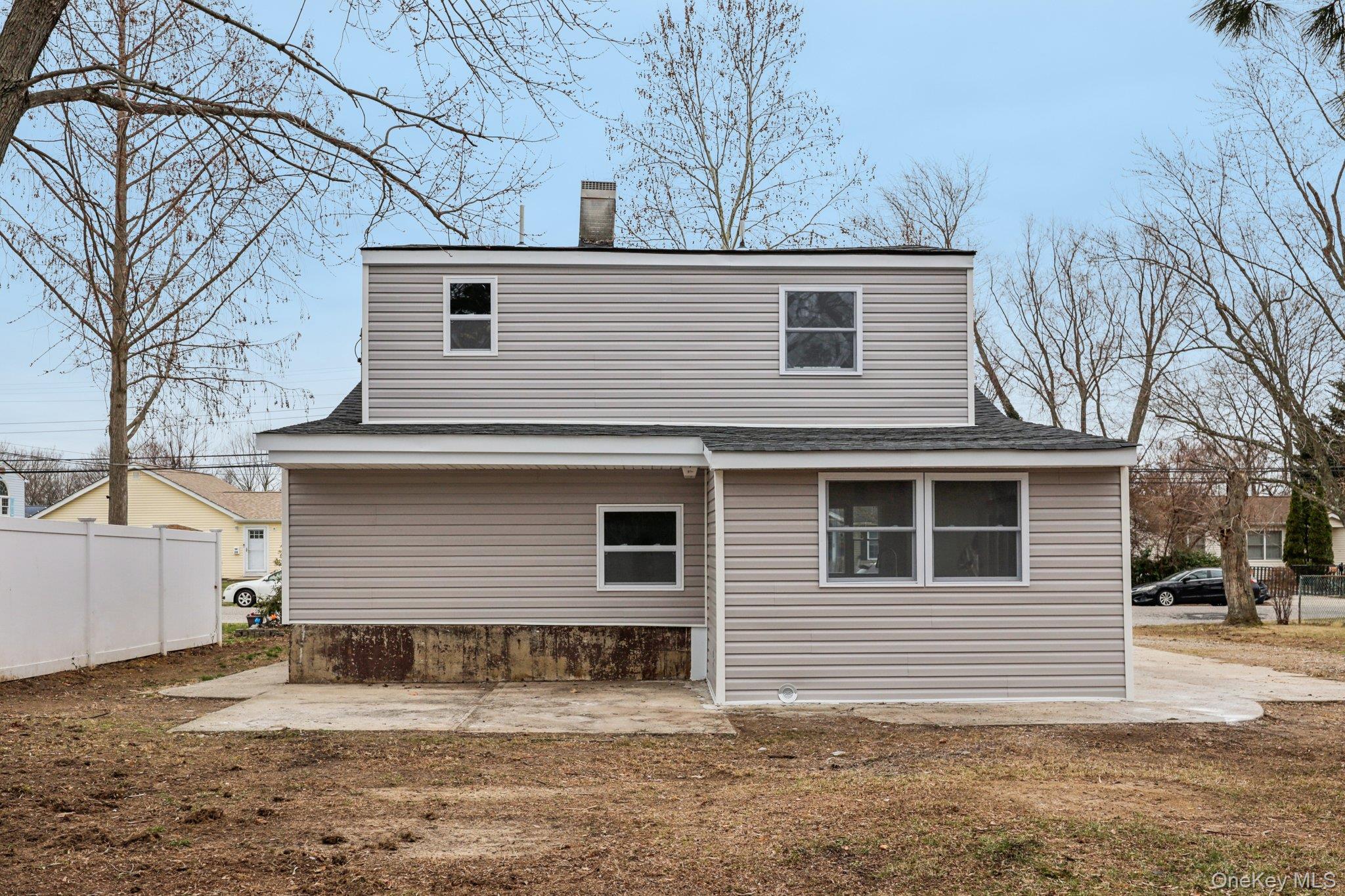 Single Family Cherry Suffolk County, NY 11722, MLS-973258-34