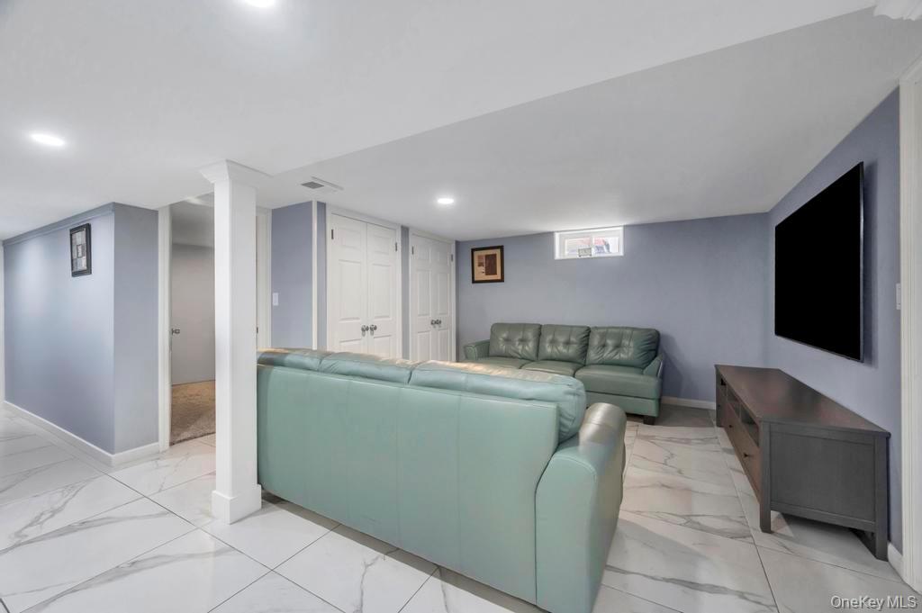 Single Family 227th  Queens, NY 11413, MLS-973265-20