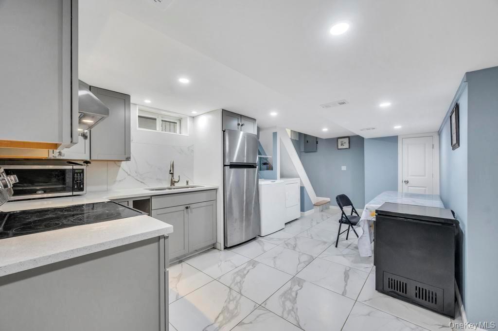 Single Family 227th  Queens, NY 11413, MLS-973265-23