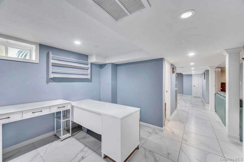 Single Family 227th  Queens, NY 11413, MLS-973265-27