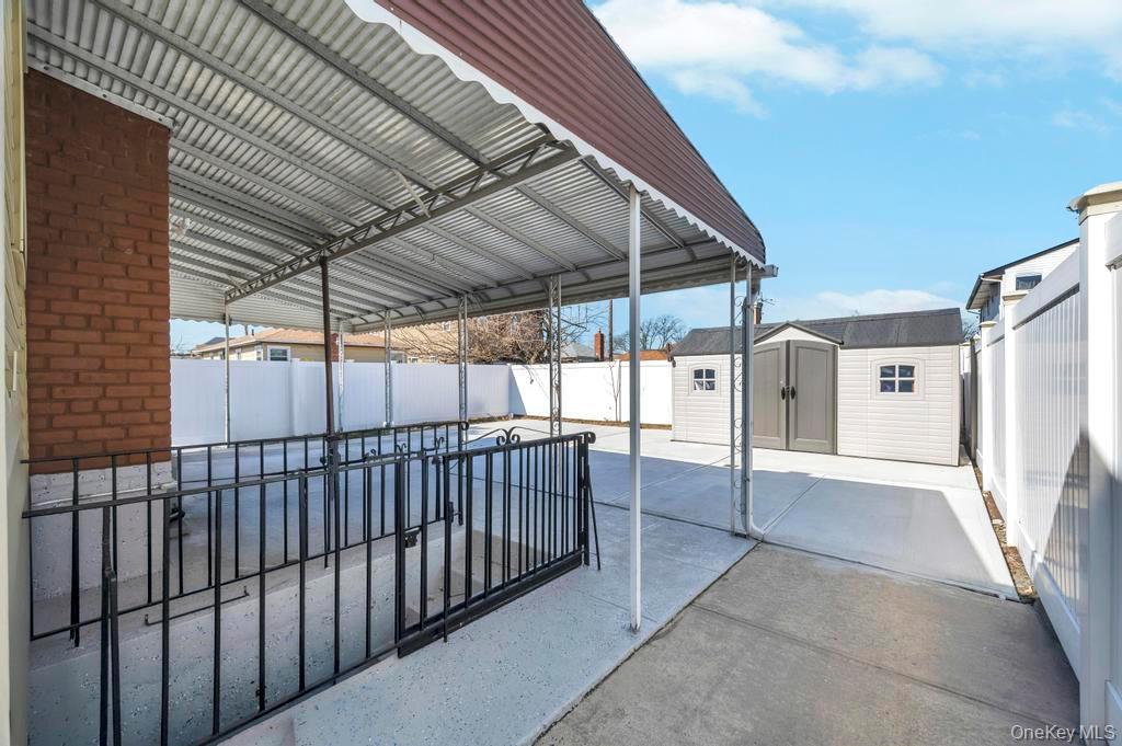 Single Family 227th  Queens, NY 11413, MLS-973265-35