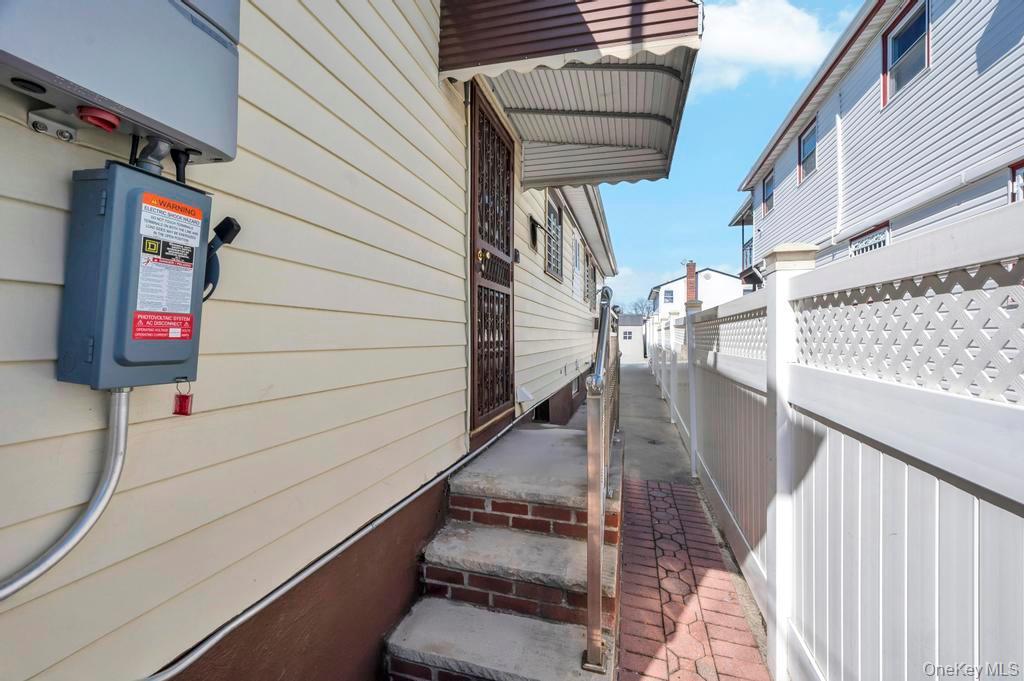 Single Family 227th  Queens, NY 11413, MLS-973265-36