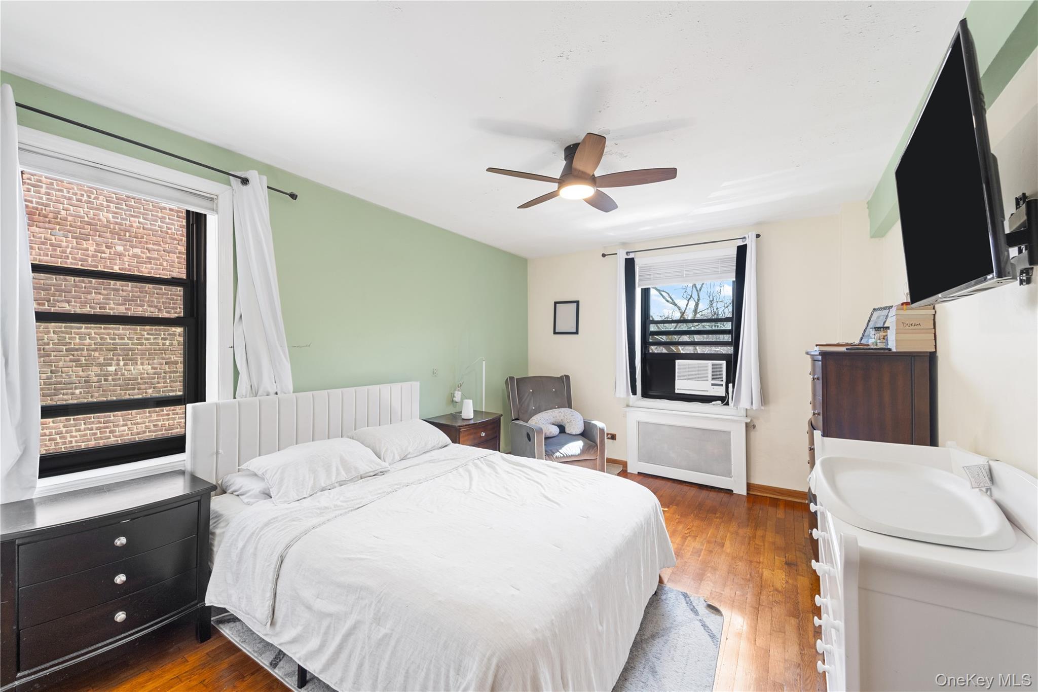 Coop 75th  Queens, NY 11364, MLS-973276-6