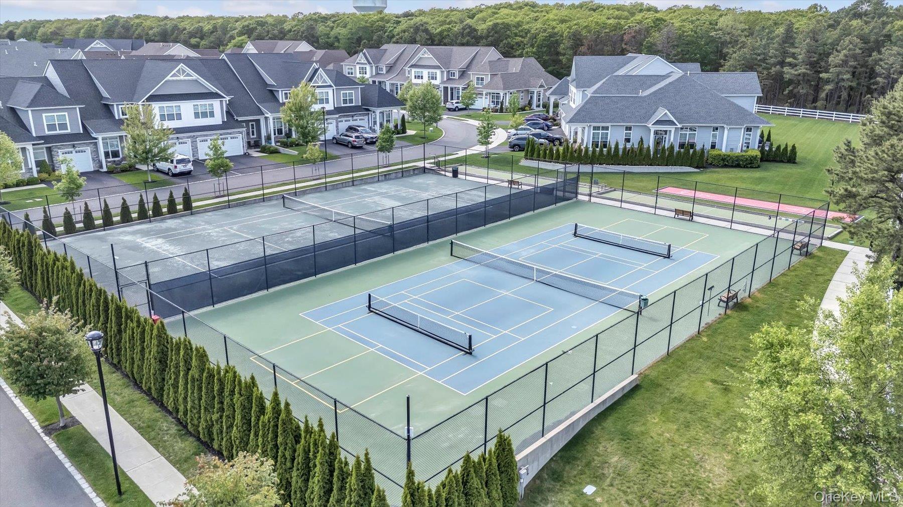 Condo Silver Timber  Suffolk County, NY 11980, MLS-973285-30