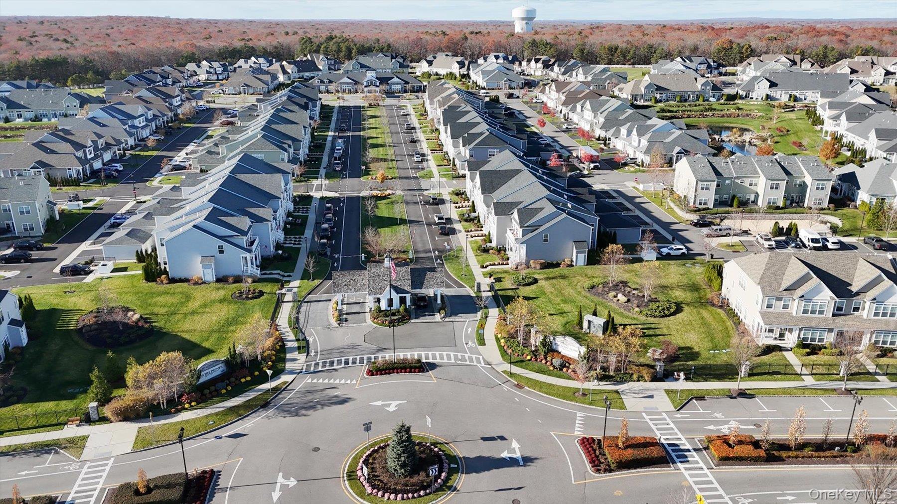 Condo Silver Timber  Suffolk County, NY 11980, MLS-973285-31