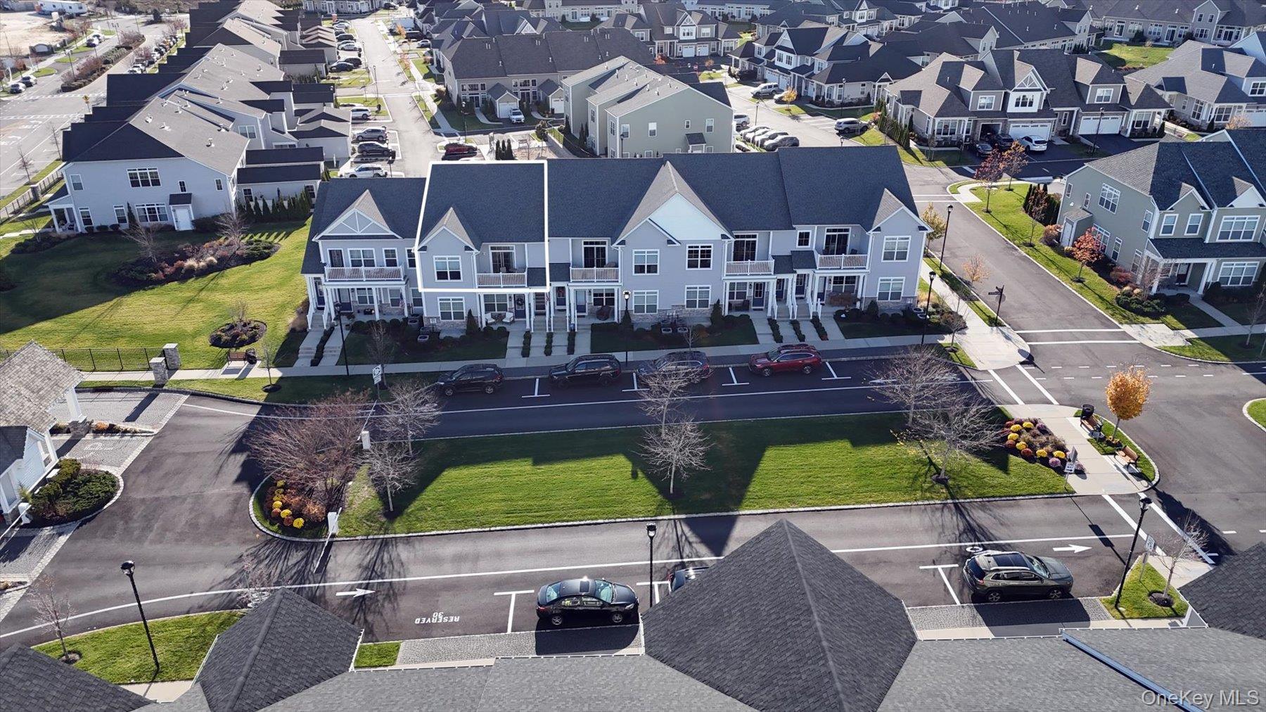 Condo Silver Timber  Suffolk County, NY 11980, MLS-973285-33