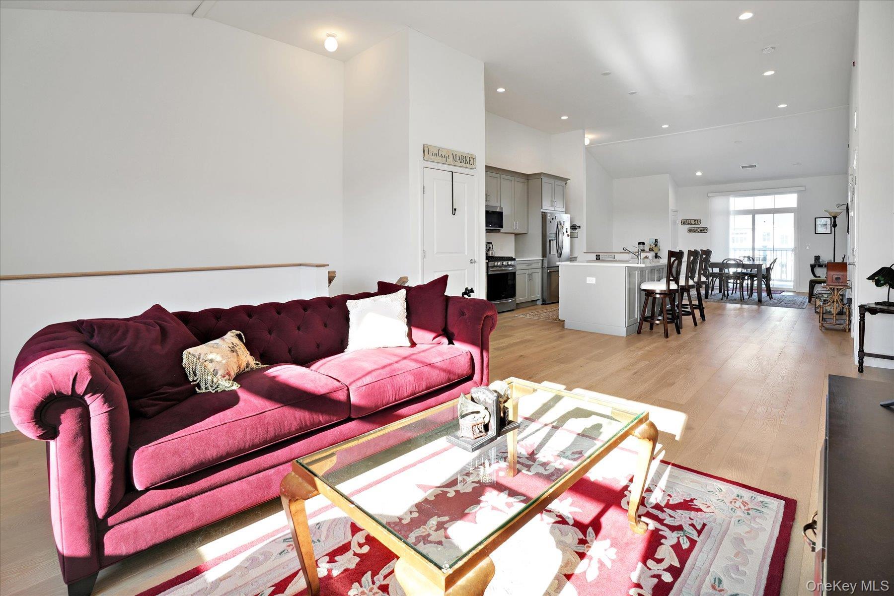 Condo Silver Timber  Suffolk County, NY 11980, MLS-973285-8