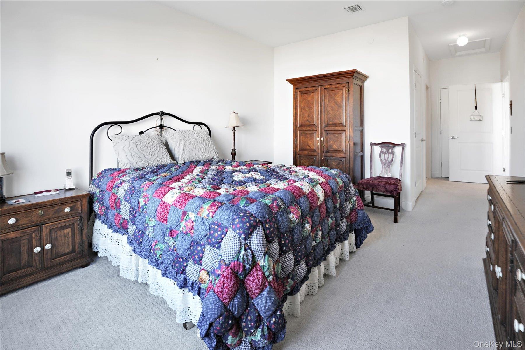 Condo Silver Timber  Suffolk County, NY 11980, MLS-973285-9