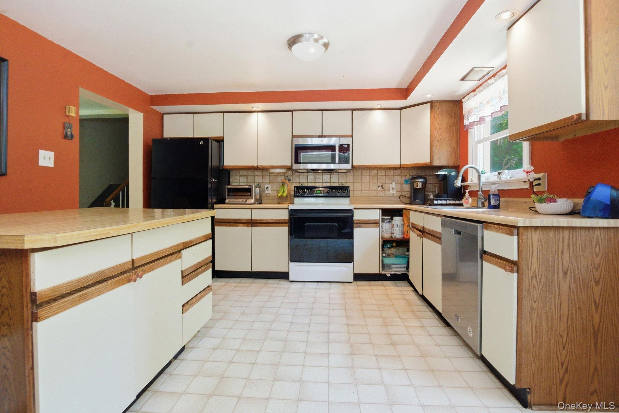 Single Family Taurat Place Putnam County, NY 10541, MLS-973301-6