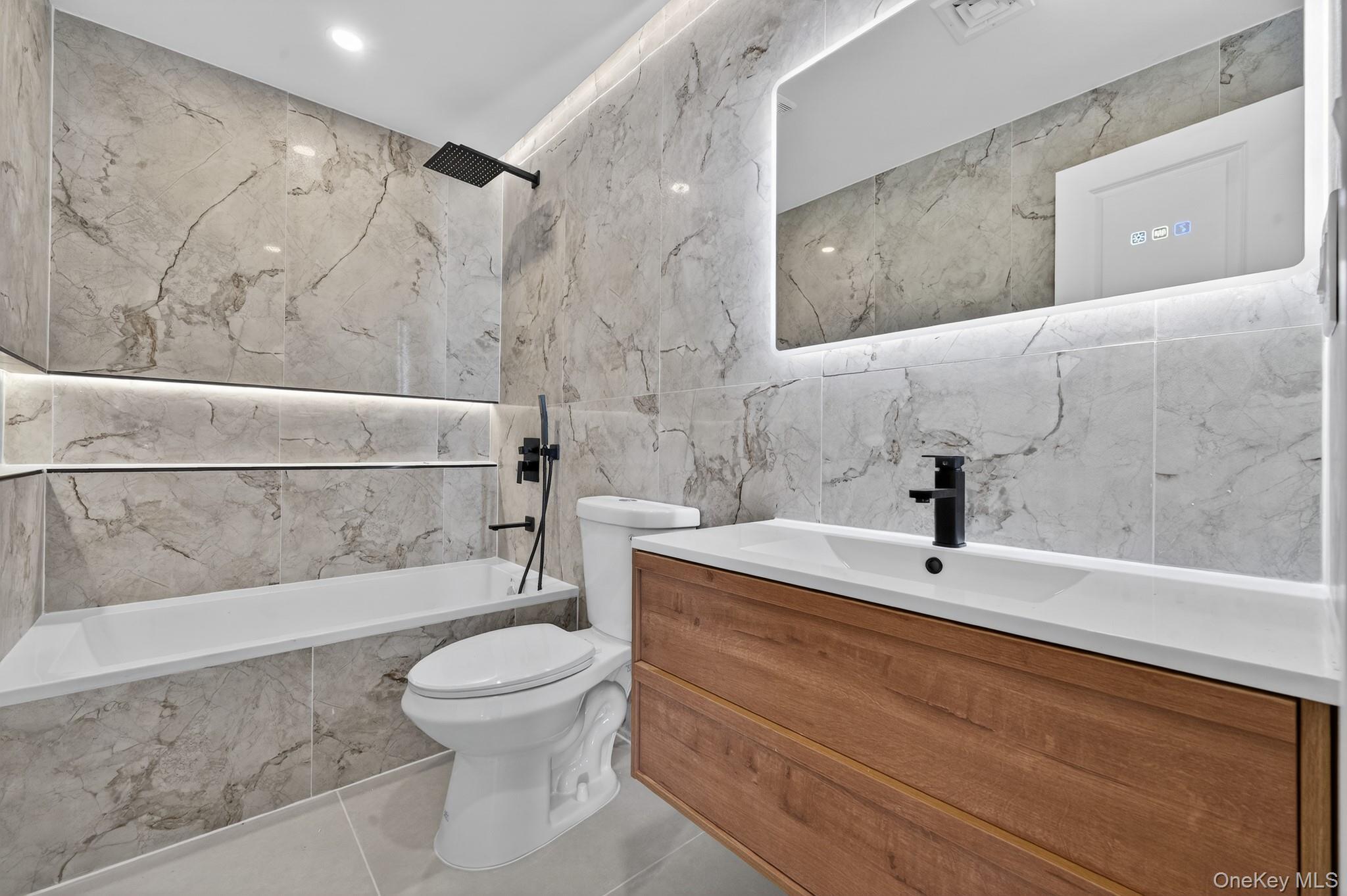 Single Family 95th Queens, NY 11416, MLS-973326-15