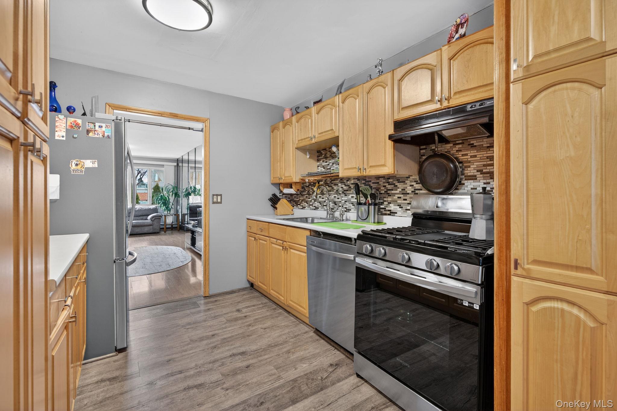 Single Family Banner  Brooklyn, NY 11235, MLS-973332-14