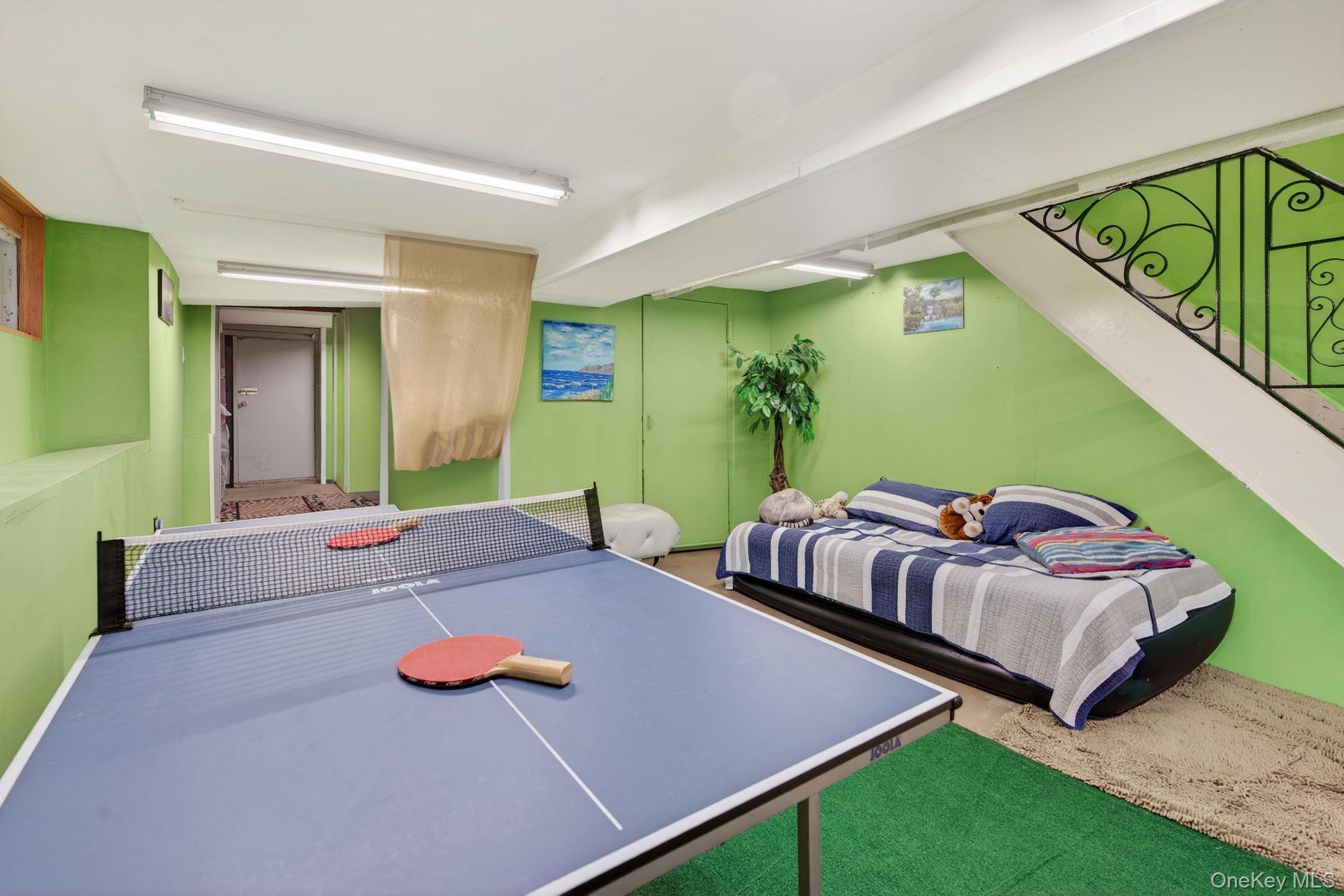 Single Family Banner  Brooklyn, NY 11235, MLS-973332-37