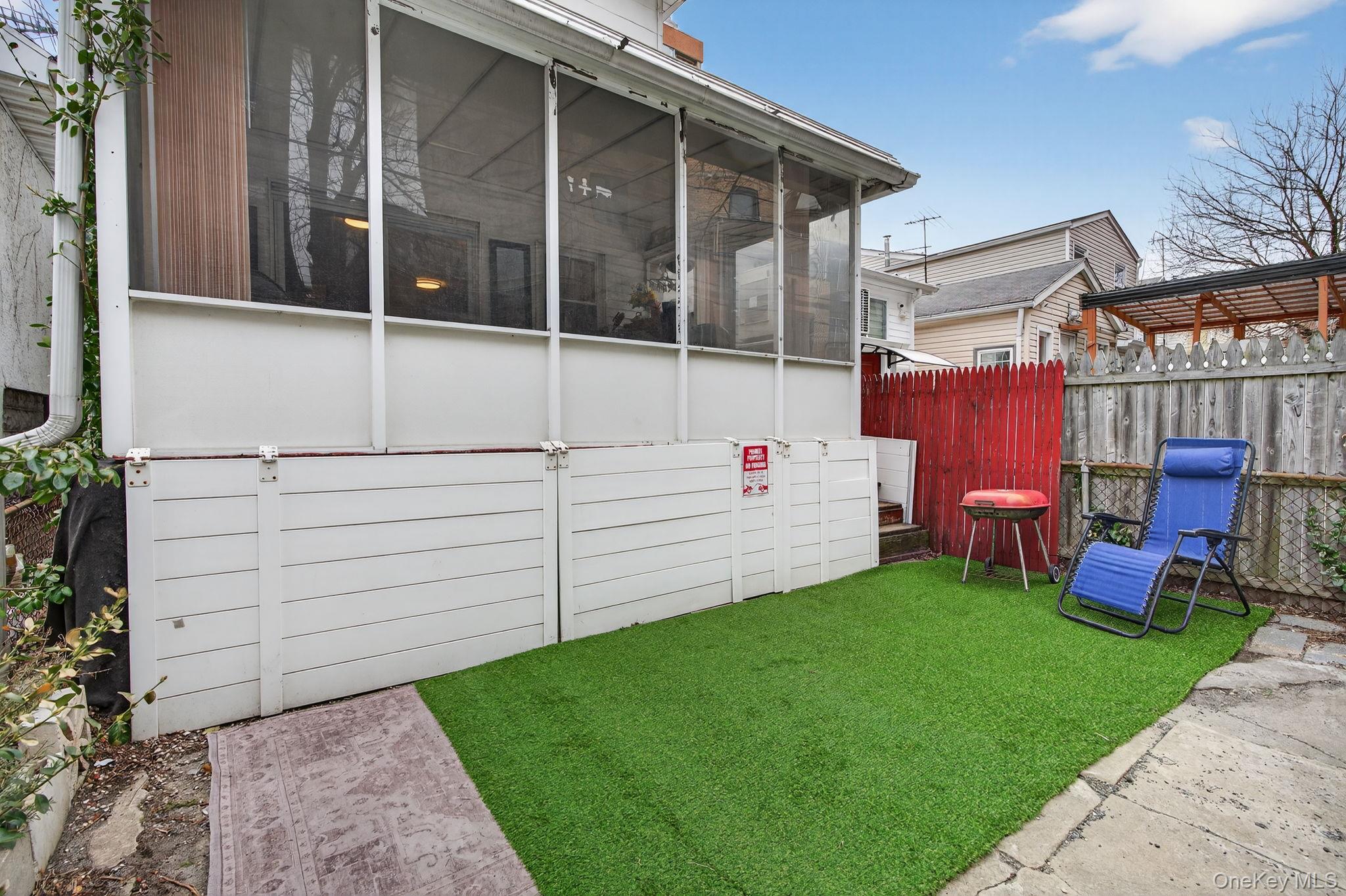 Single Family Banner  Brooklyn, NY 11235, MLS-973332-41