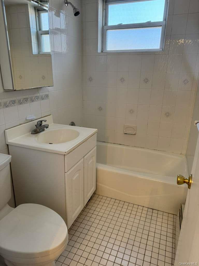 Condo Kearsing  Rockland County, NY 10952, MLS-973346-14