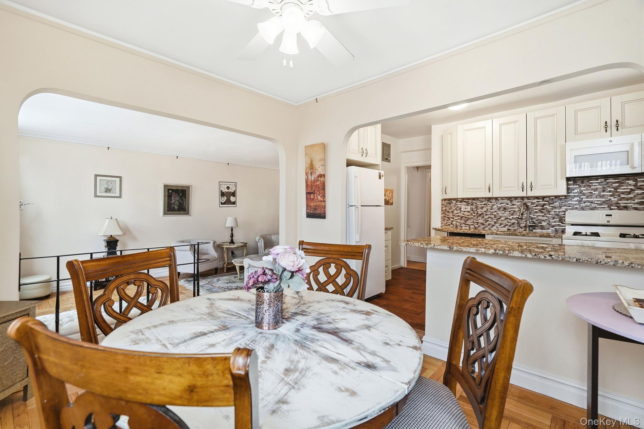 Coop Pelham  Bronx, NY 10467, MLS-973351-10