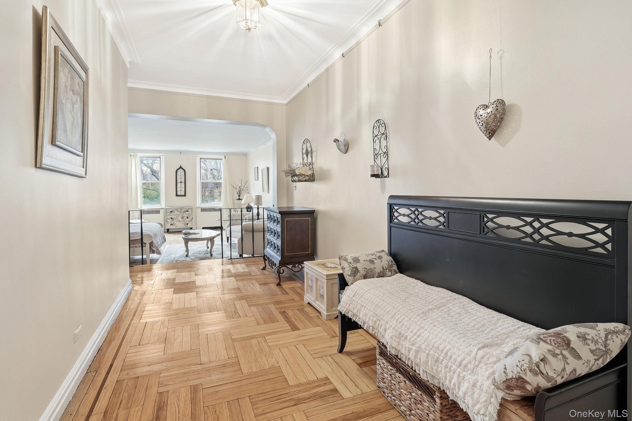 Coop Pelham  Bronx, NY 10467, MLS-973351-8