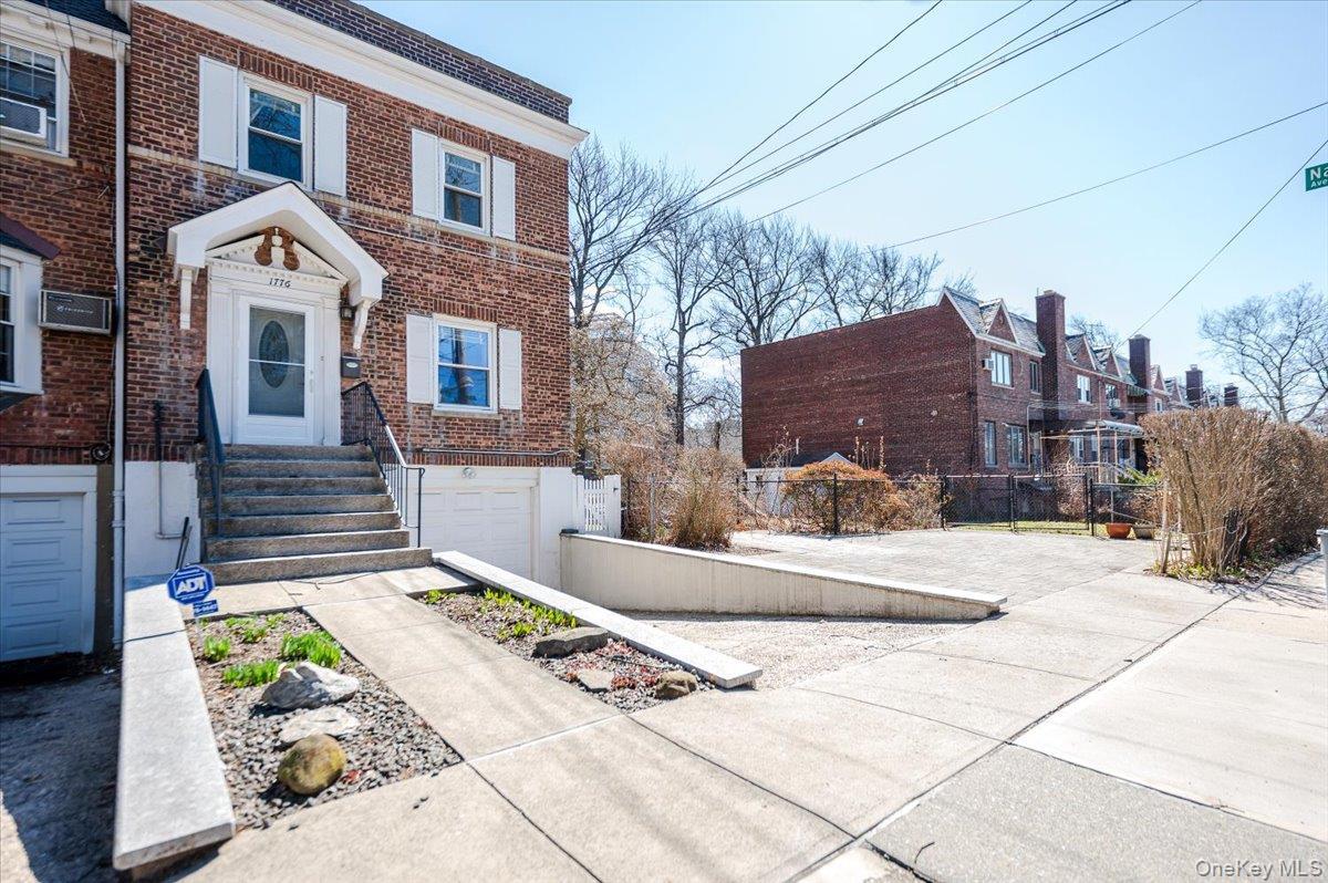Single Family Seminole Bronx, NY 10461, MLS-973363-31