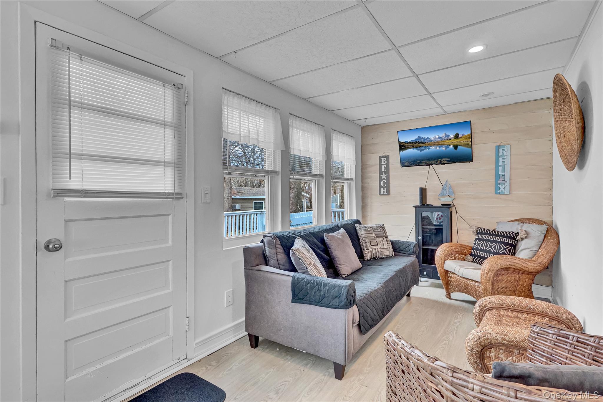 Single Family Cottage  Suffolk County, NY 11933, MLS-973367-11