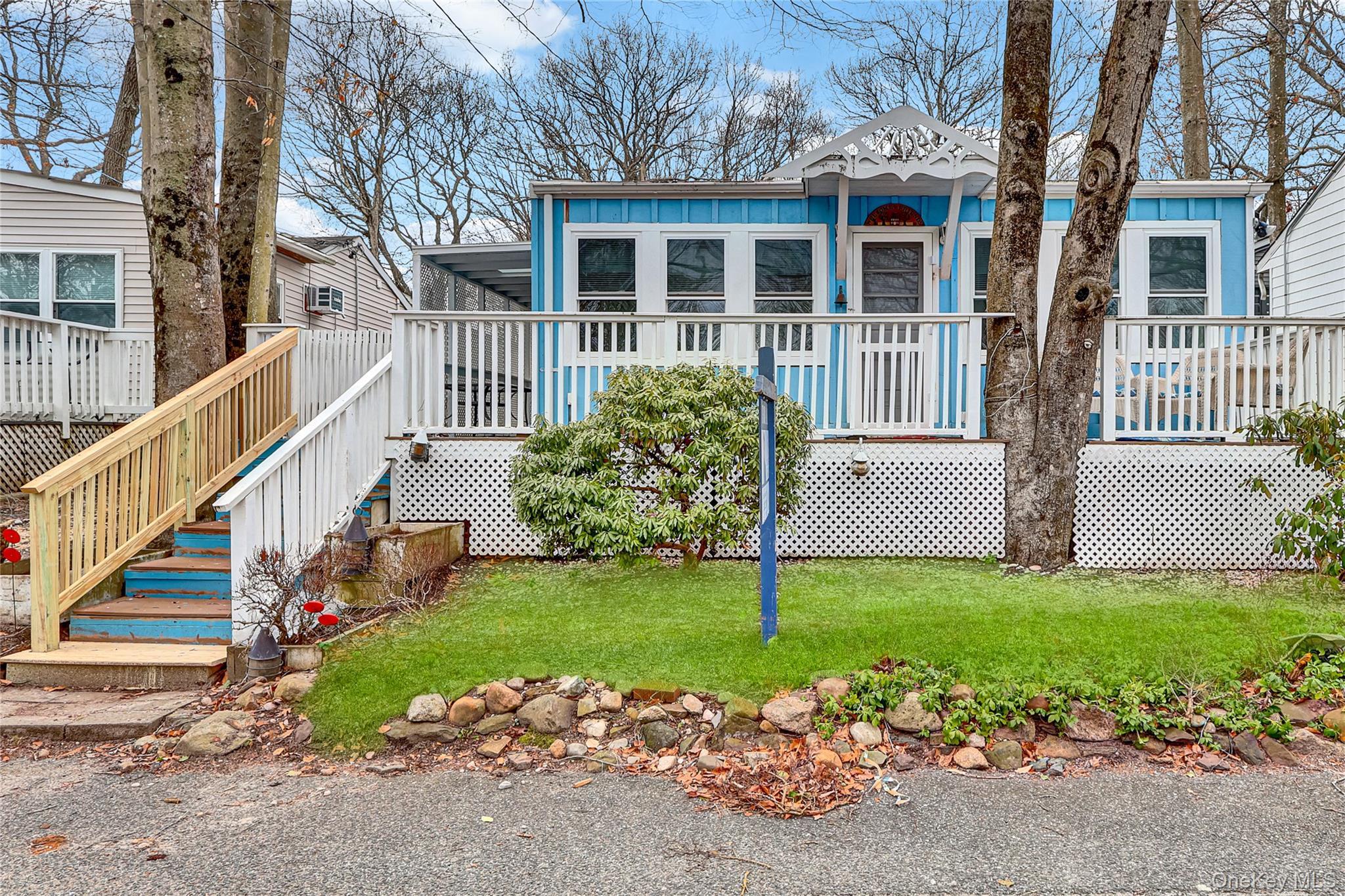 Single Family Cottage  Suffolk County, NY 11933, MLS-973367-29