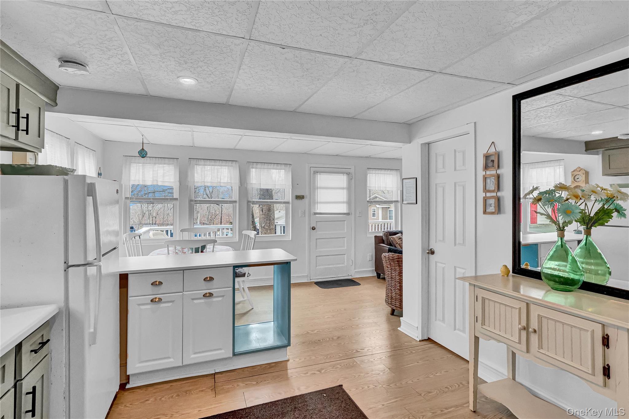 Single Family Cottage  Suffolk County, NY 11933, MLS-973367-7