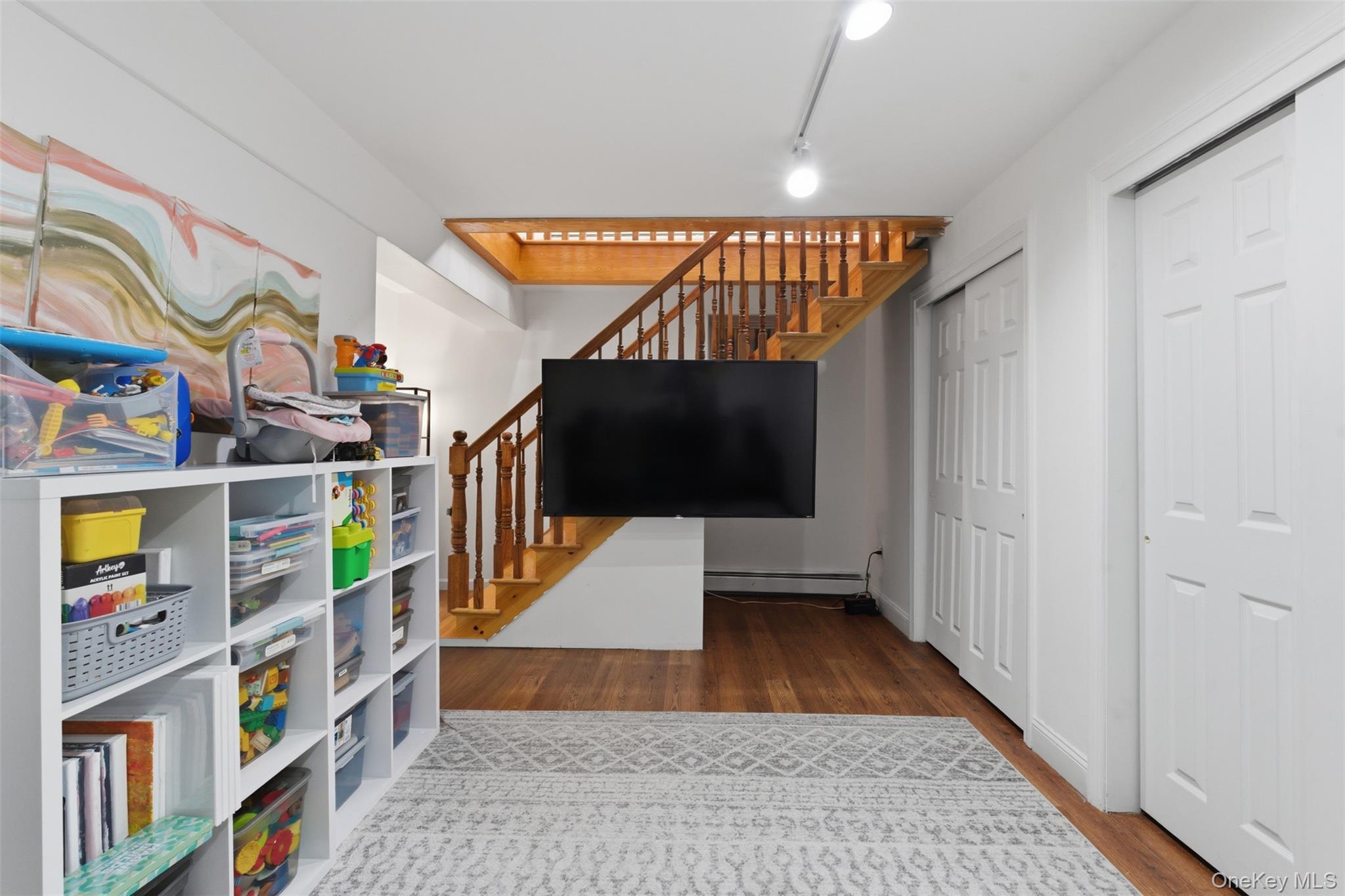 Single Family Kearsing  Rockland County, NY 10952, MLS-973383-22