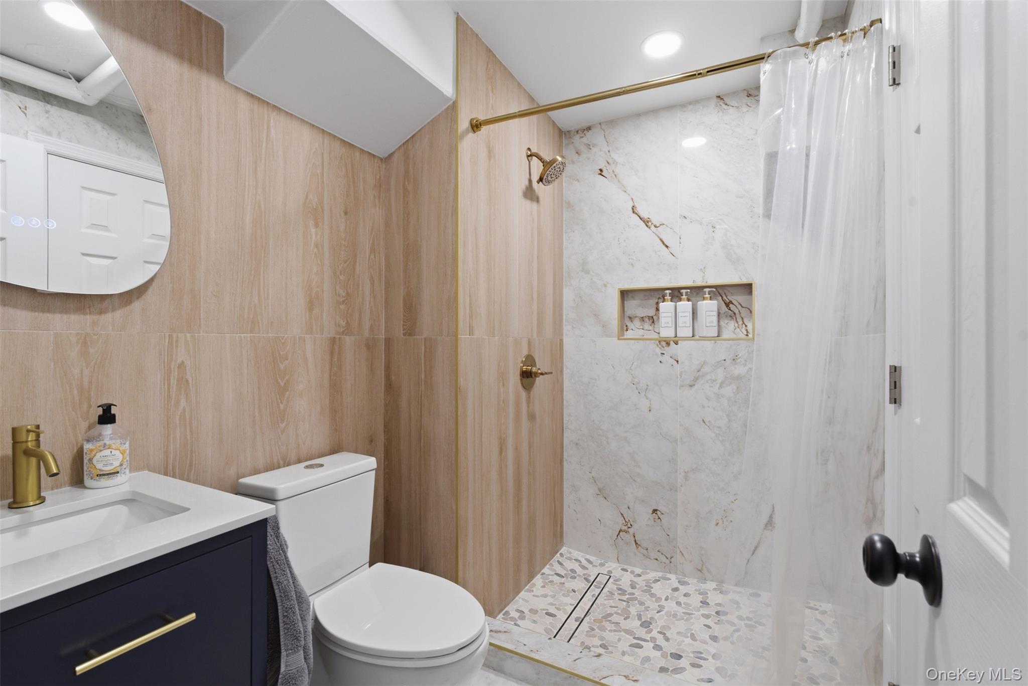 Single Family Kearsing  Rockland County, NY 10952, MLS-973383-25