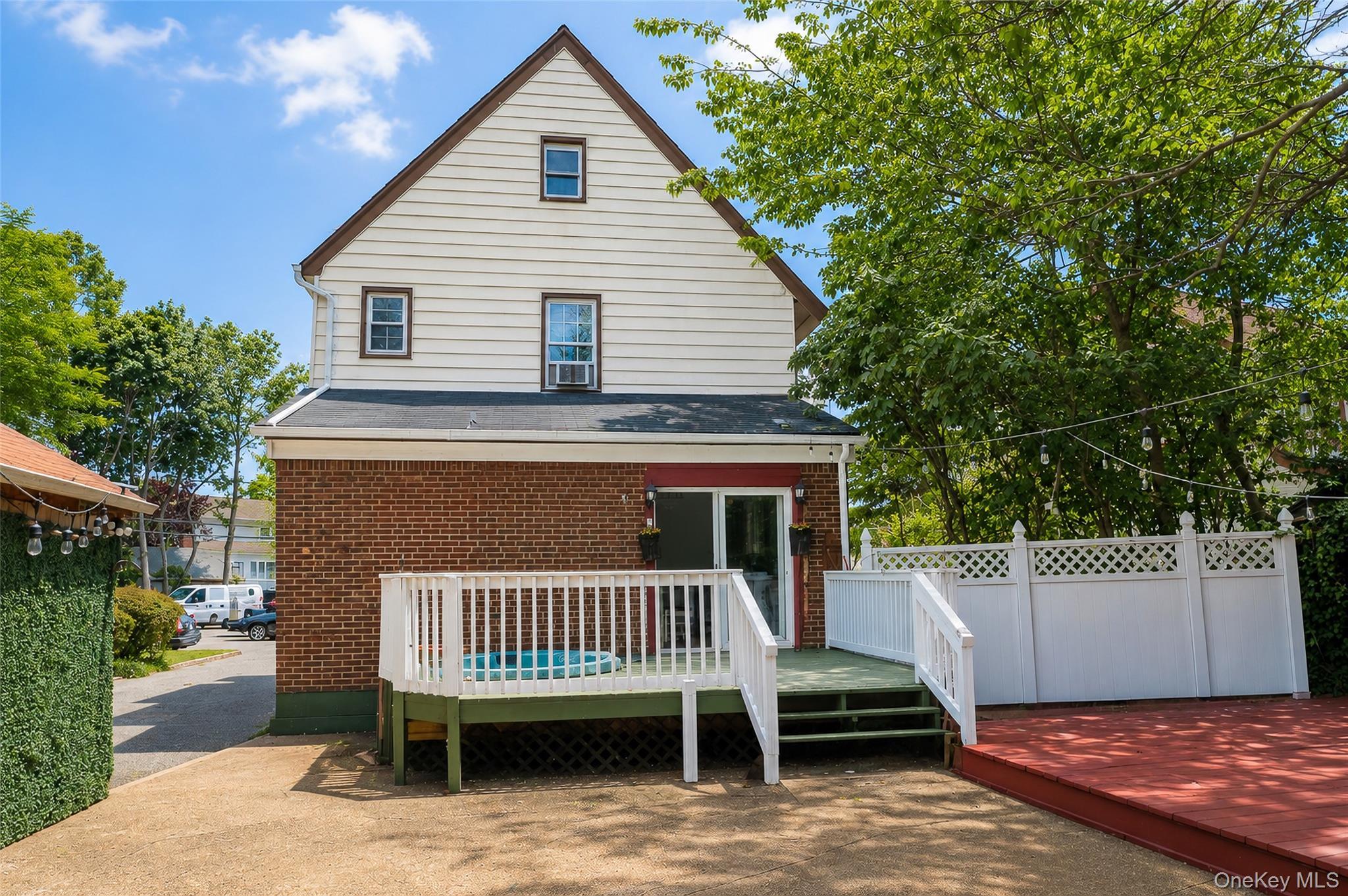 Single Family Mead Street  Nassau County, NY 11550, MLS-973388-21